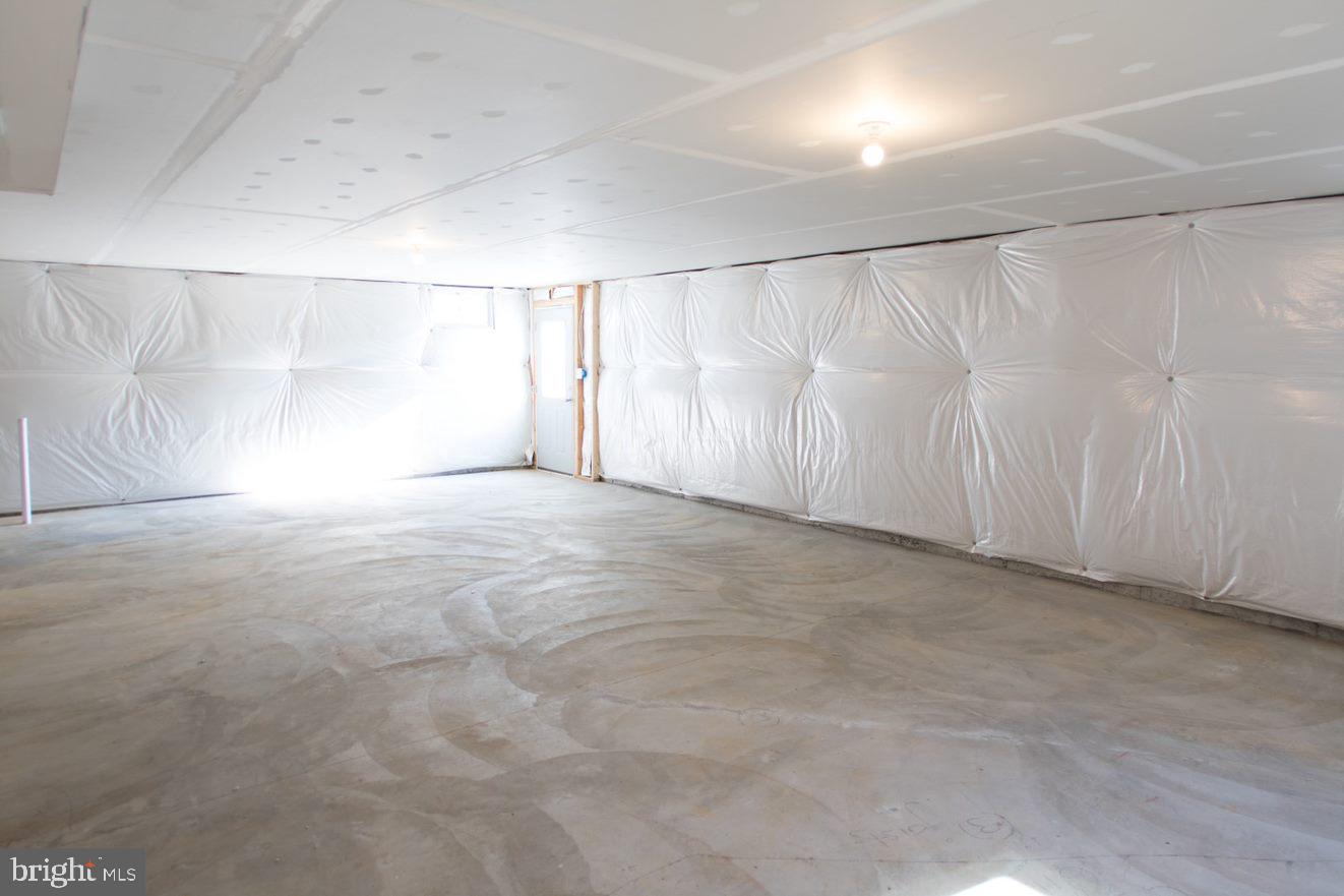 MCCAULEY CROSSING - Residential