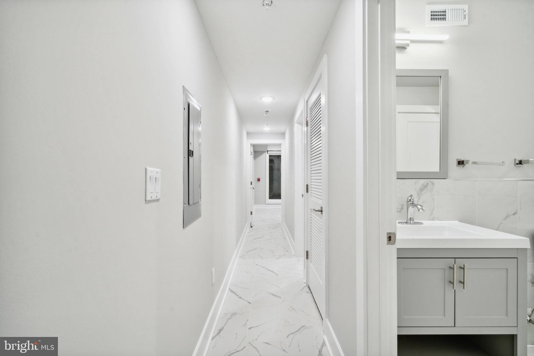 OLDE KENSINGTON - Residential Income