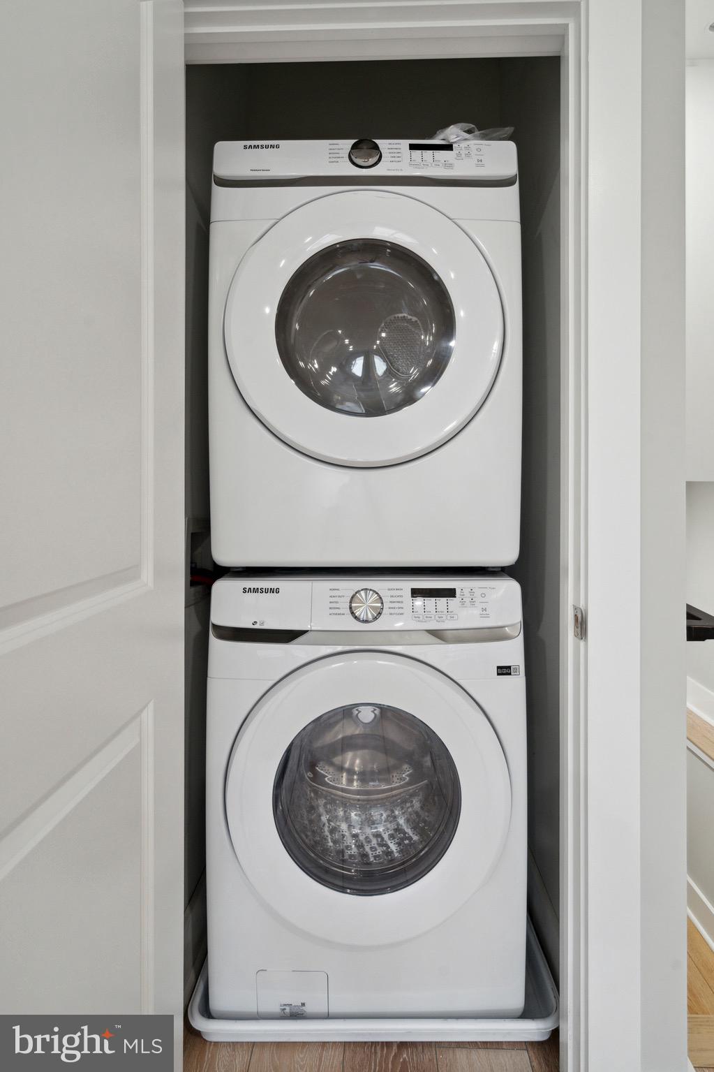 OLDE KENSINGTON - Residential Income