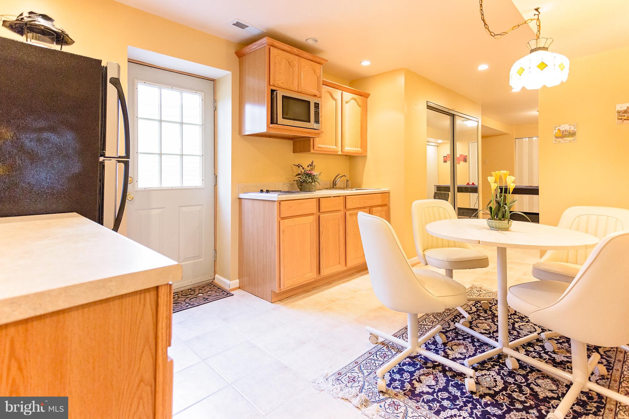 HIGHLAND MEADOWS - Residential