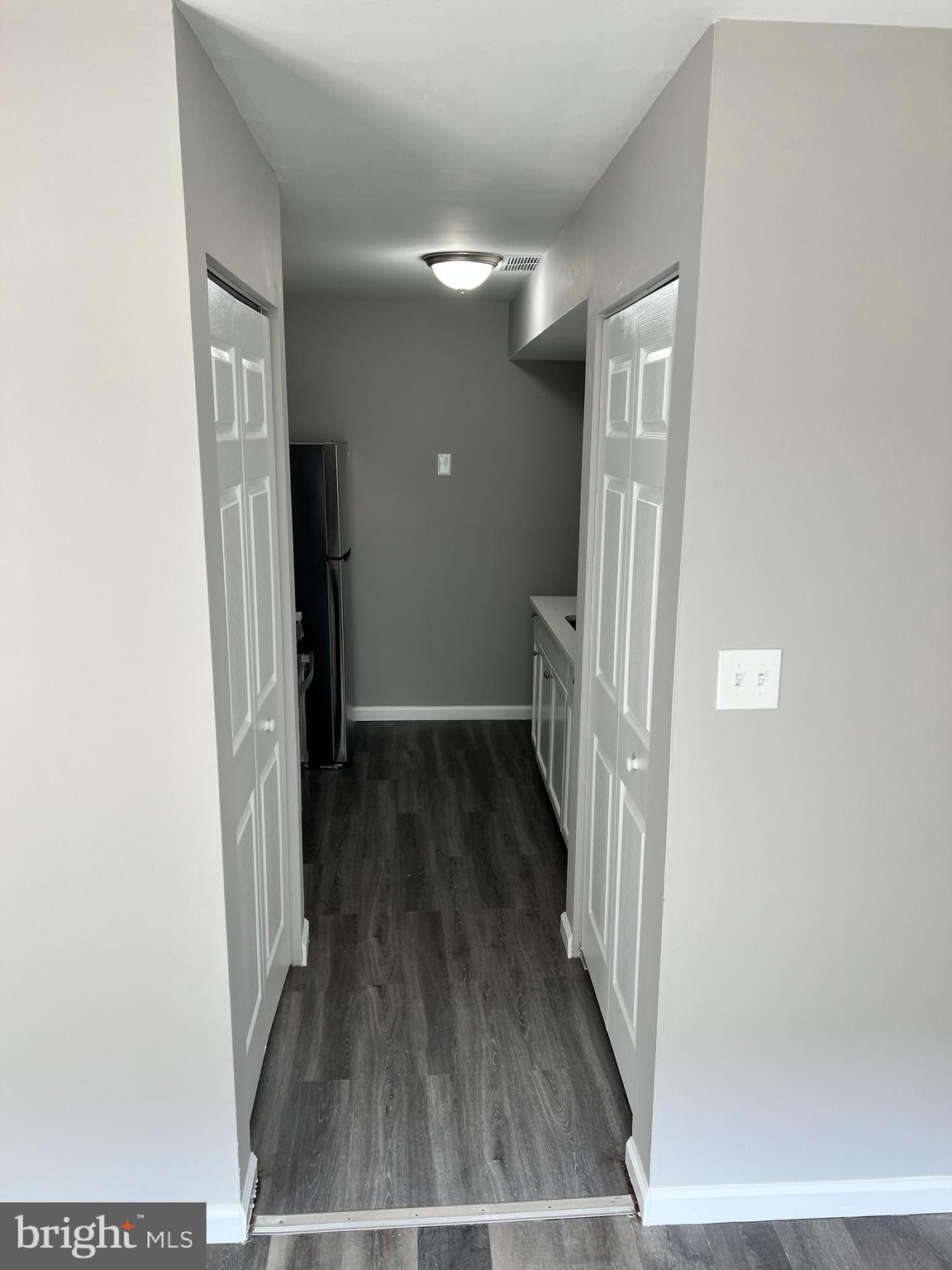 EDGEWATER VILLAGE - Residential