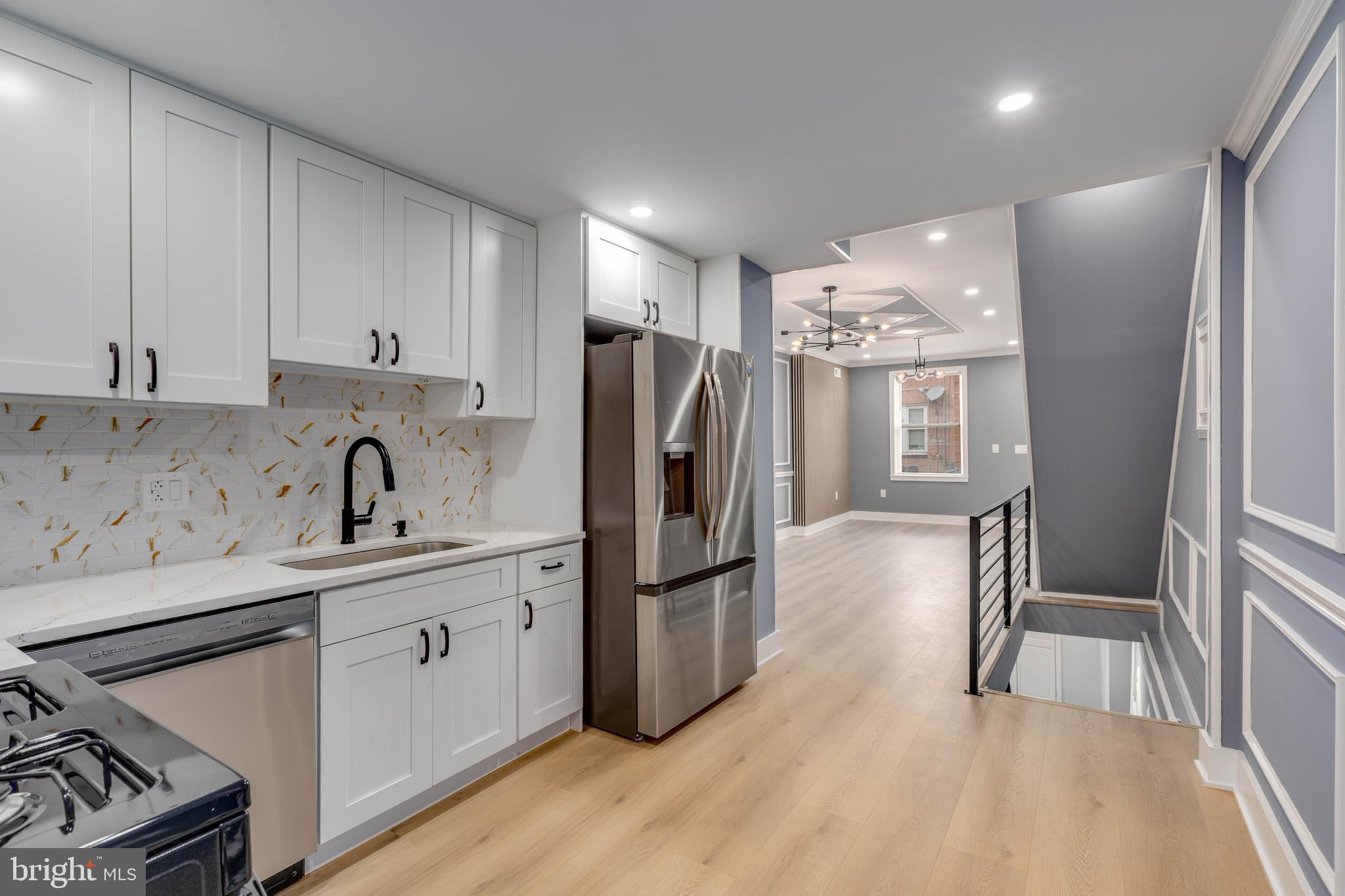 PORT RICHMOND - Residential