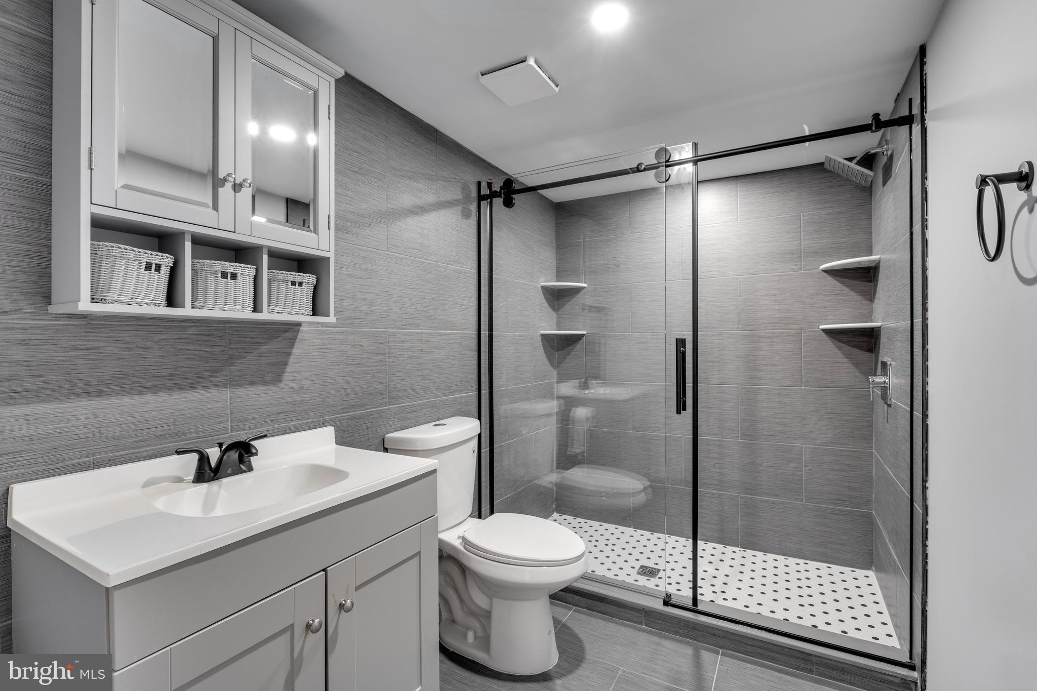 PORT RICHMOND - Residential