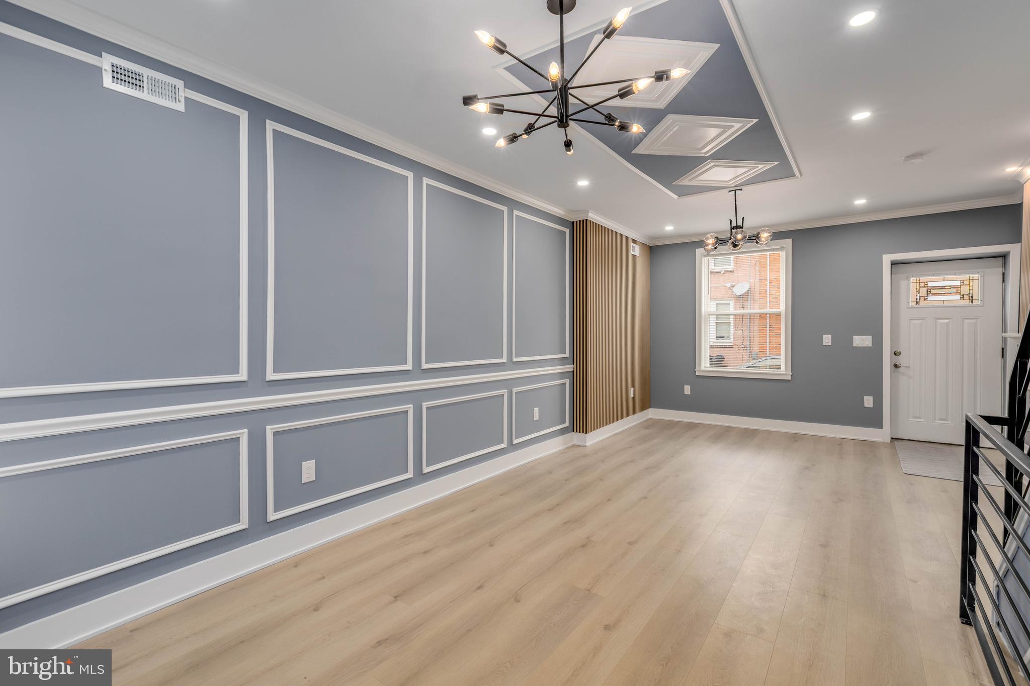 PORT RICHMOND - Residential