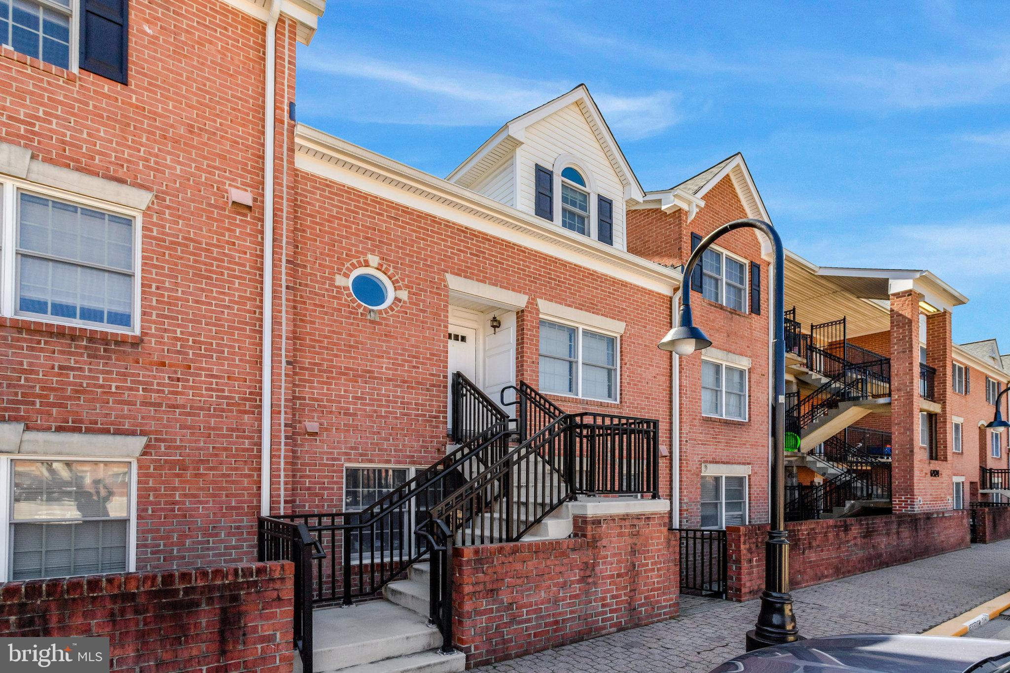 6924 FAIRFAX DRIVE 322