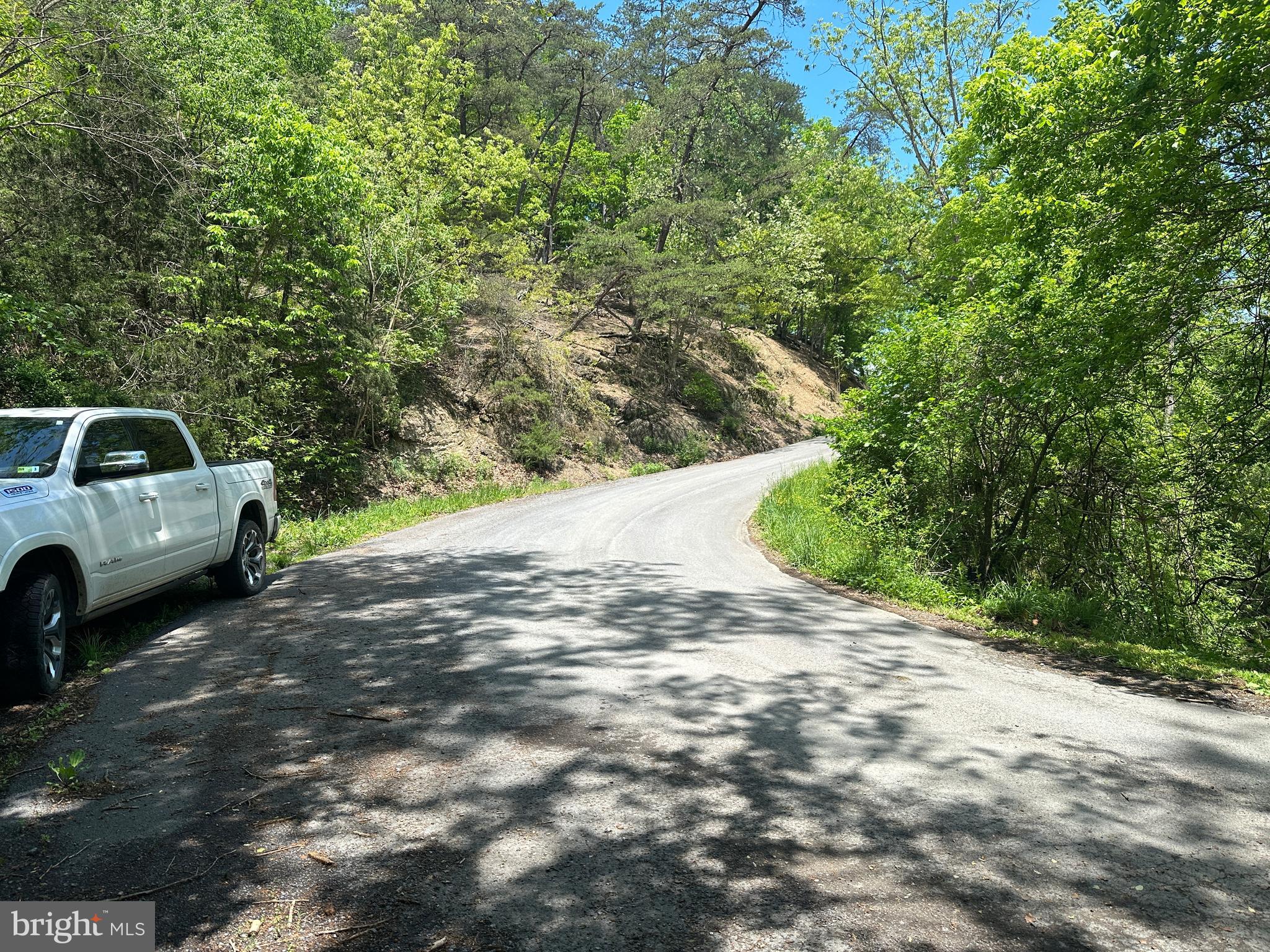 LONG ACRE ESTATES - Land