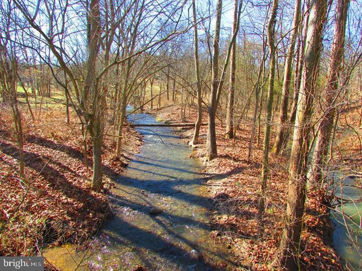 LONG ACRE ESTATES - Land