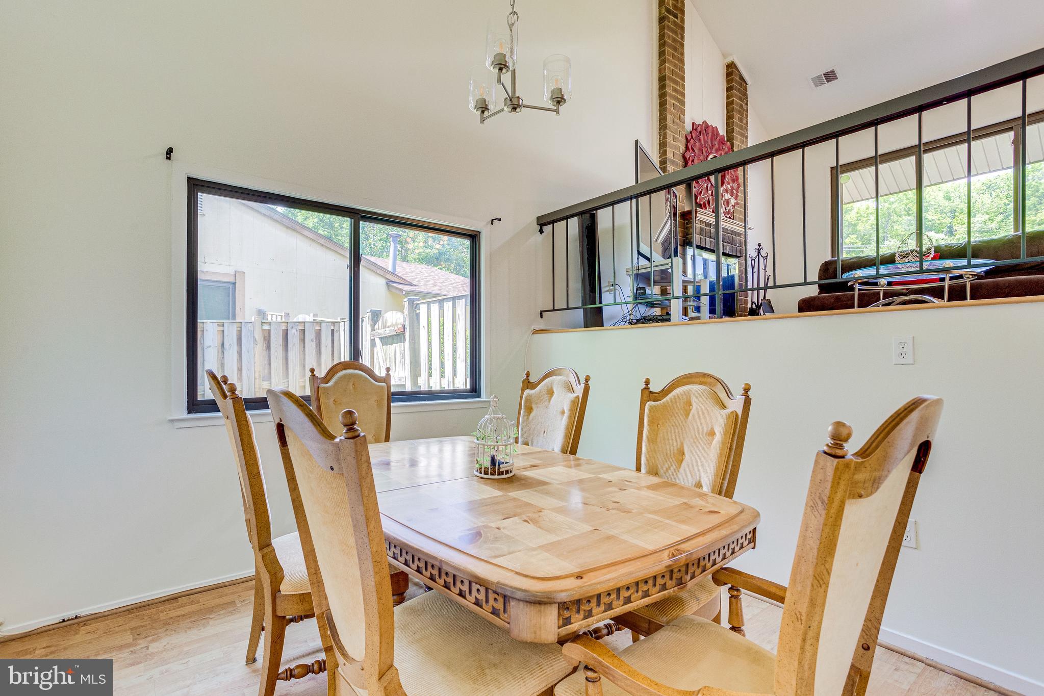 STONEYBROOKE - Residential