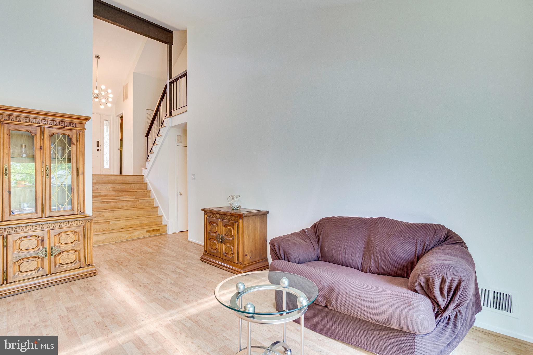 STONEYBROOKE - Residential