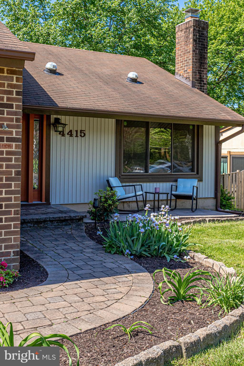 STONEYBROOKE - Residential