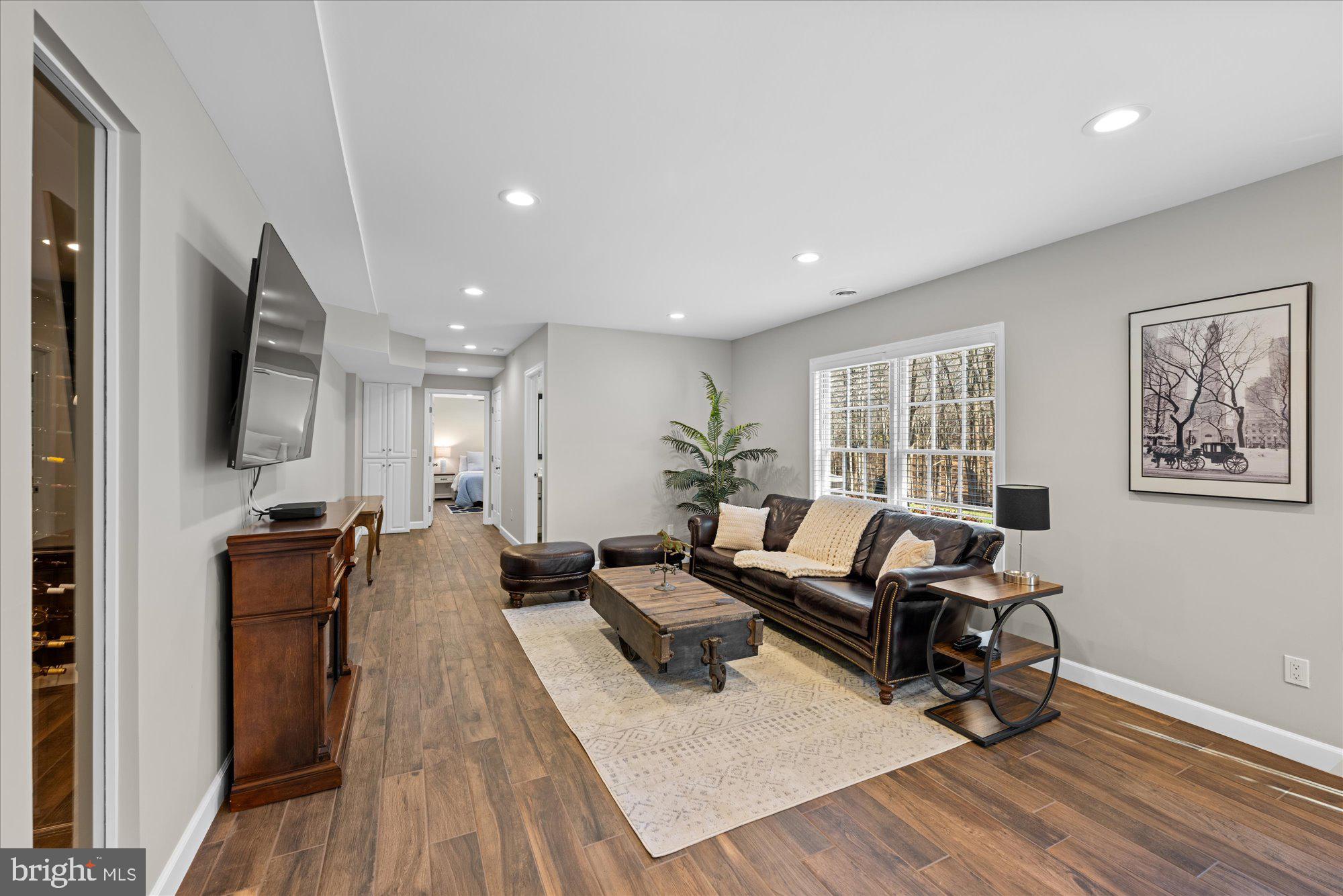 OVERLOOK HILLS - Residential