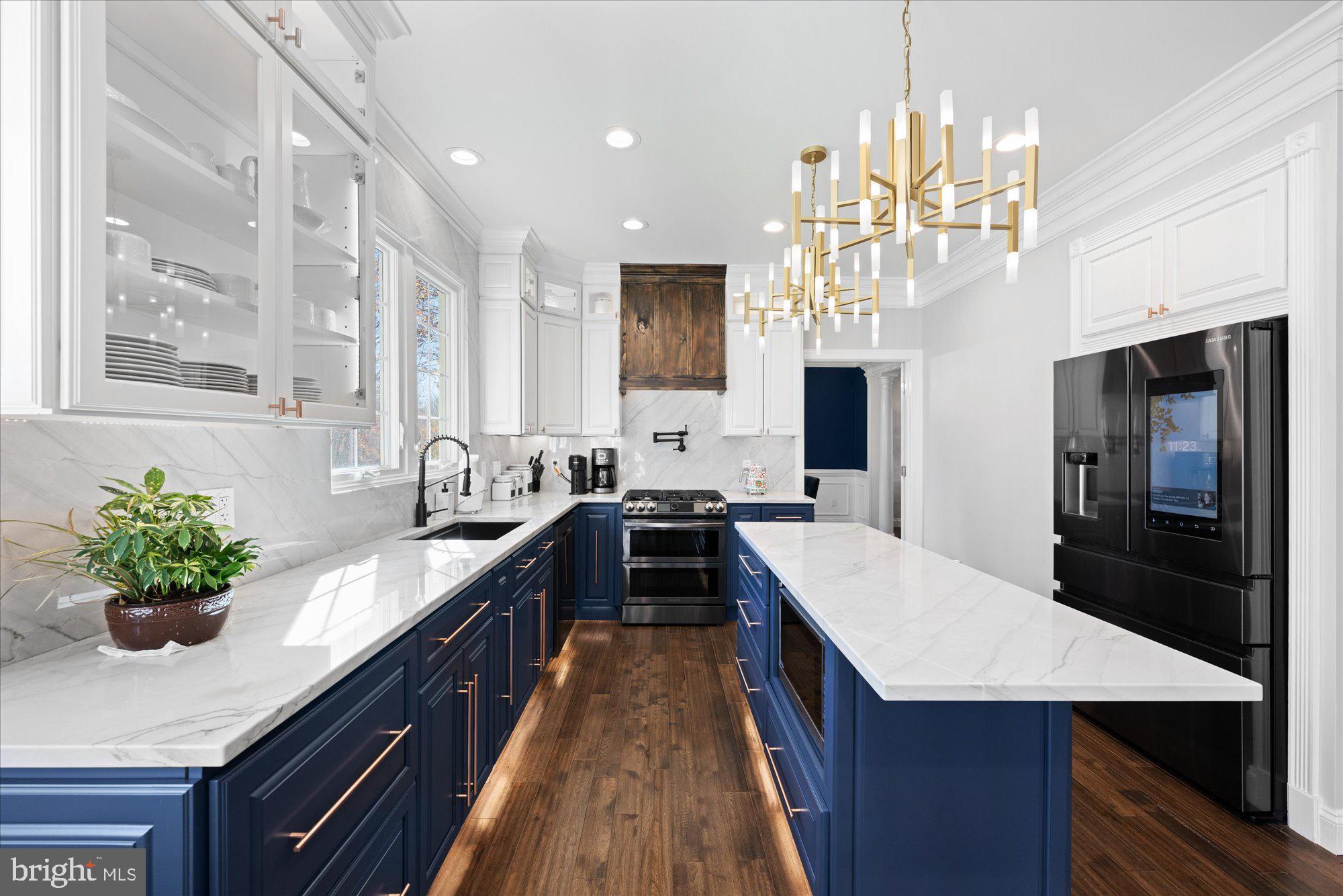 OVERLOOK HILLS - Residential