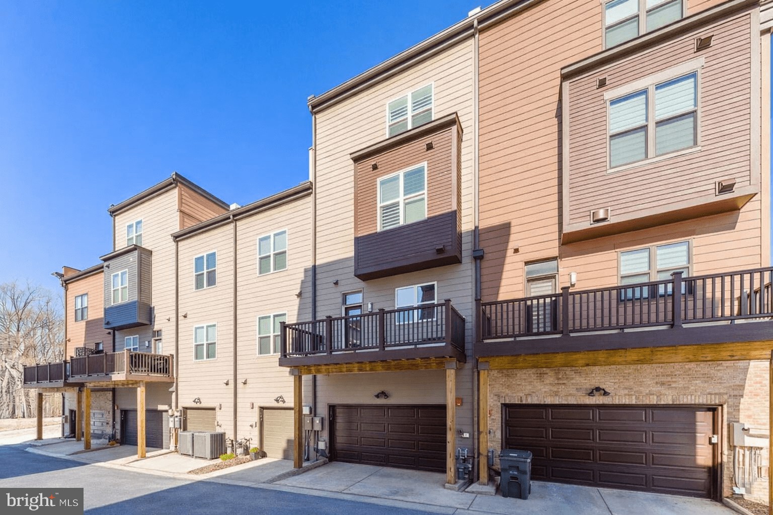 TOWER OAKS - Residential