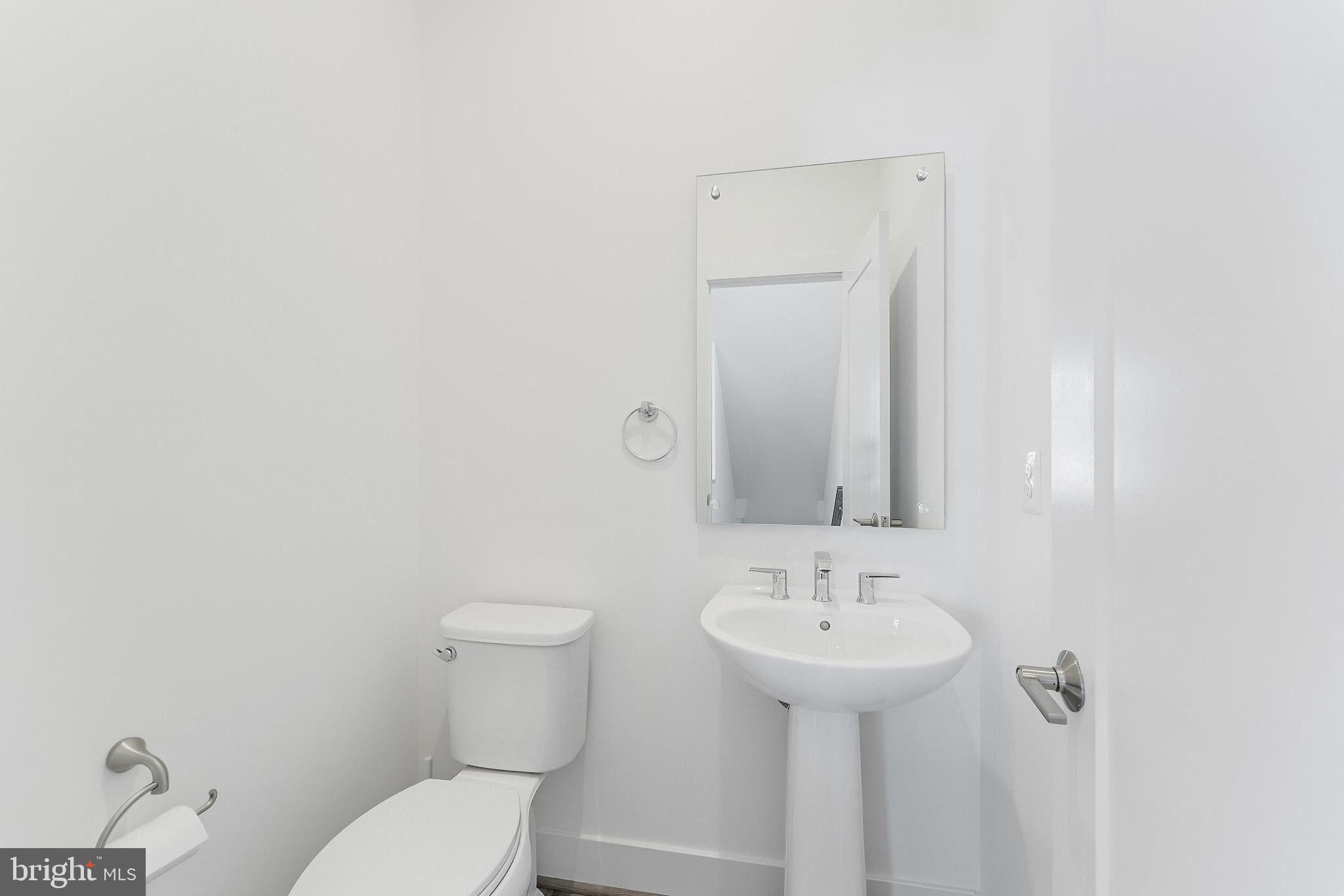 TOWER OAKS - Residential