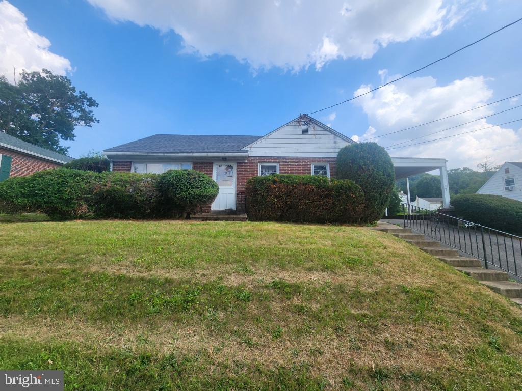Photo of 465 Lincoln Avenue, EPHRATA, PA 17522 (MLS # PALA2091892)