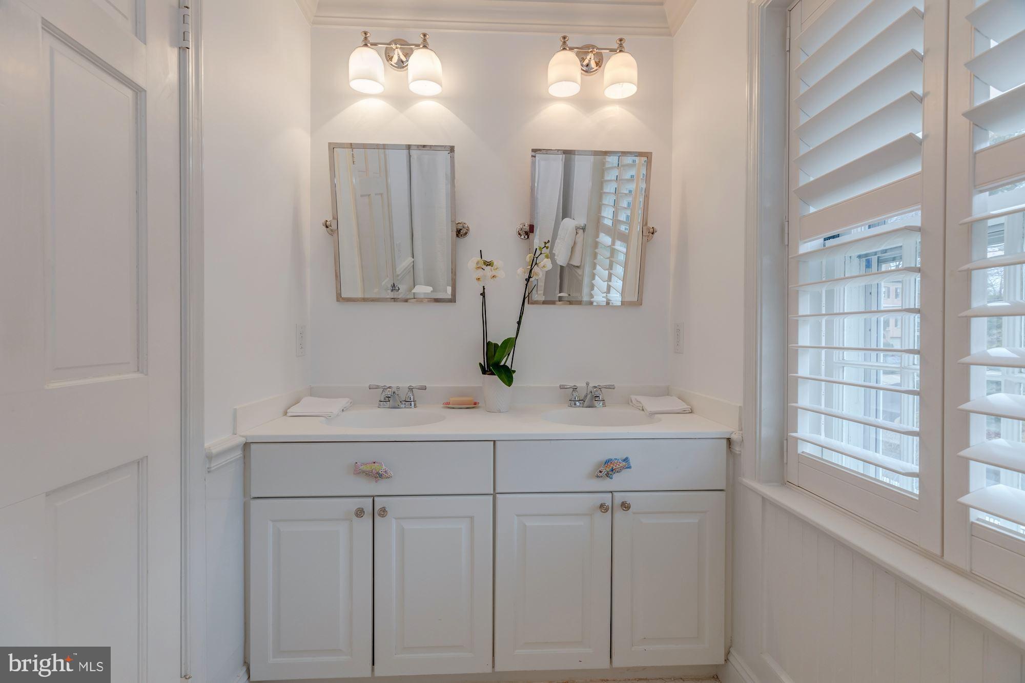 WESTMORELAND HILLS - Residential