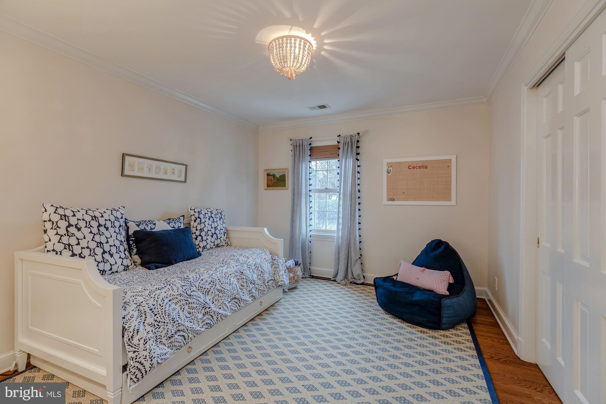 WESTMORELAND HILLS - Residential