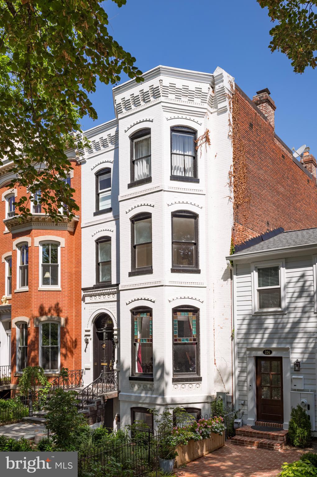 322 E CAPITOL STREET NE
