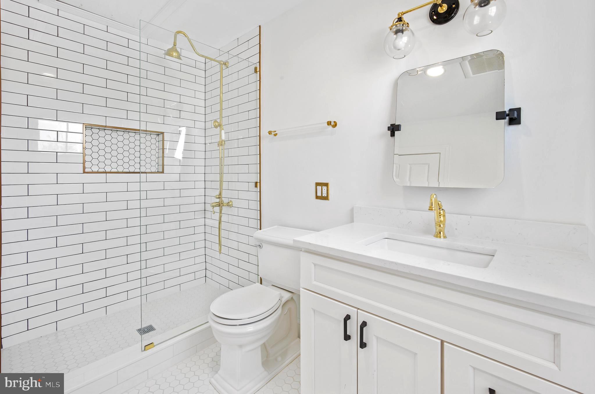CAPITOL HILL - Residential