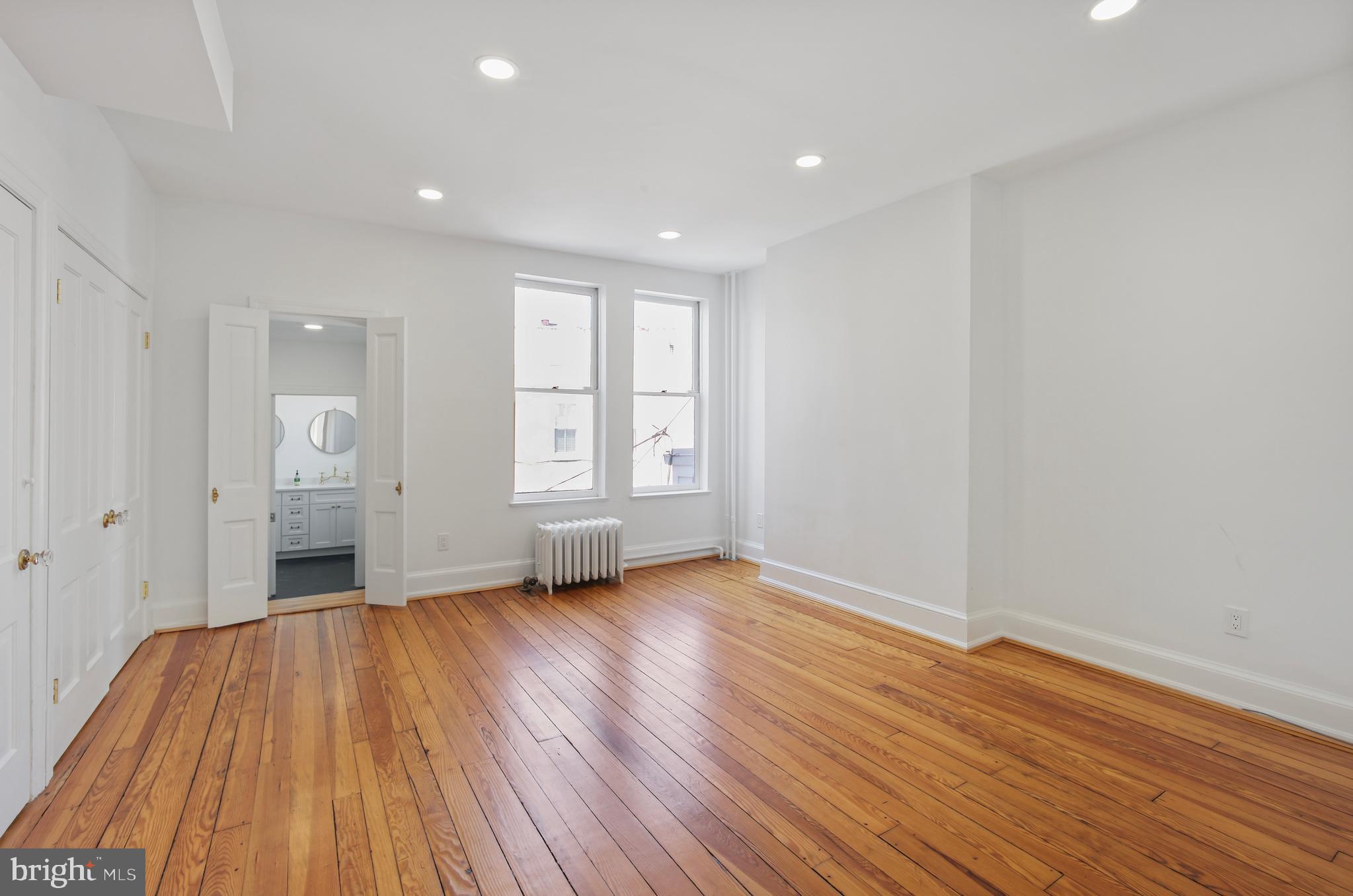 CAPITOL HILL - Residential