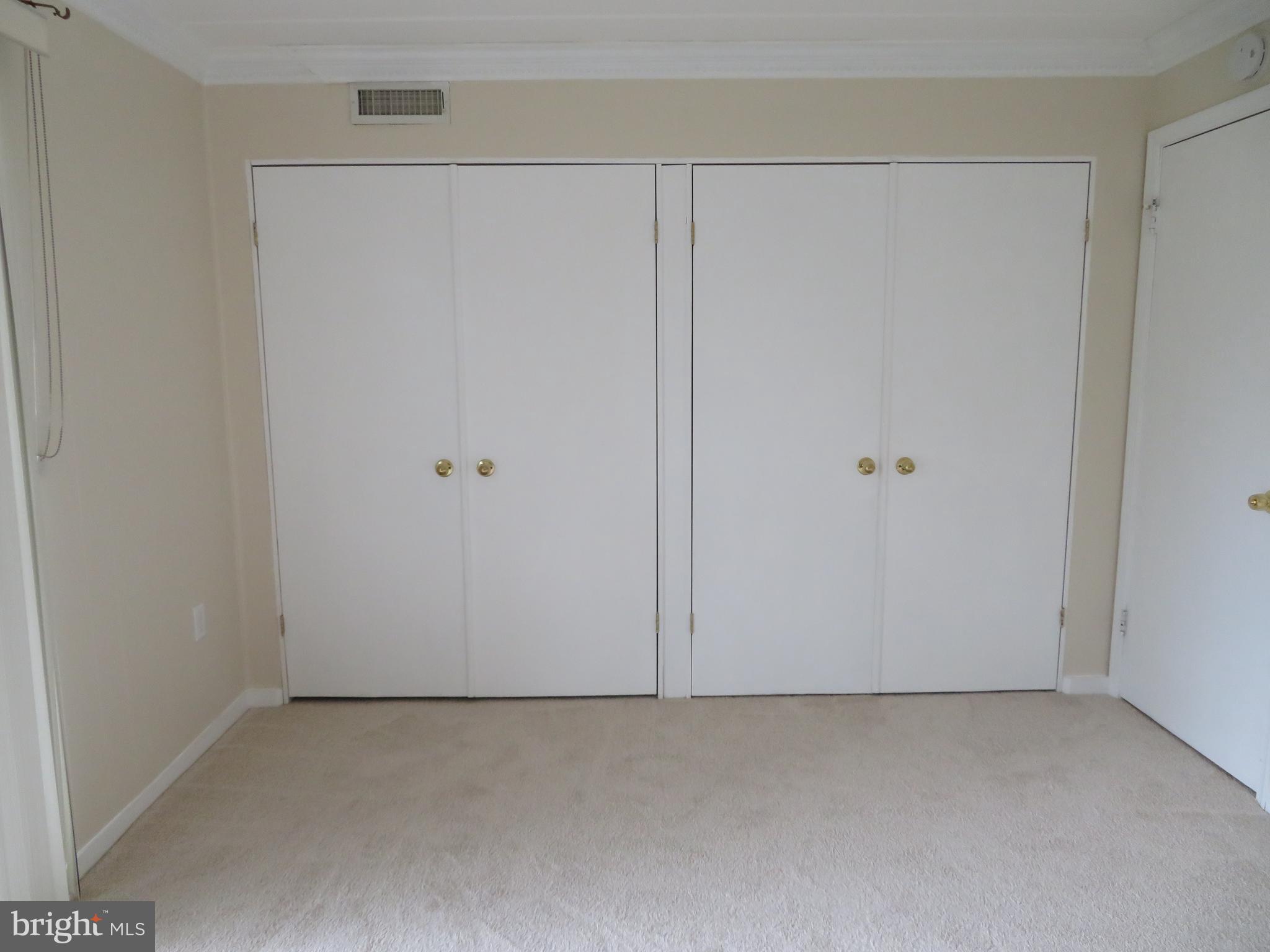 WESTCHESTER WEST - Residential