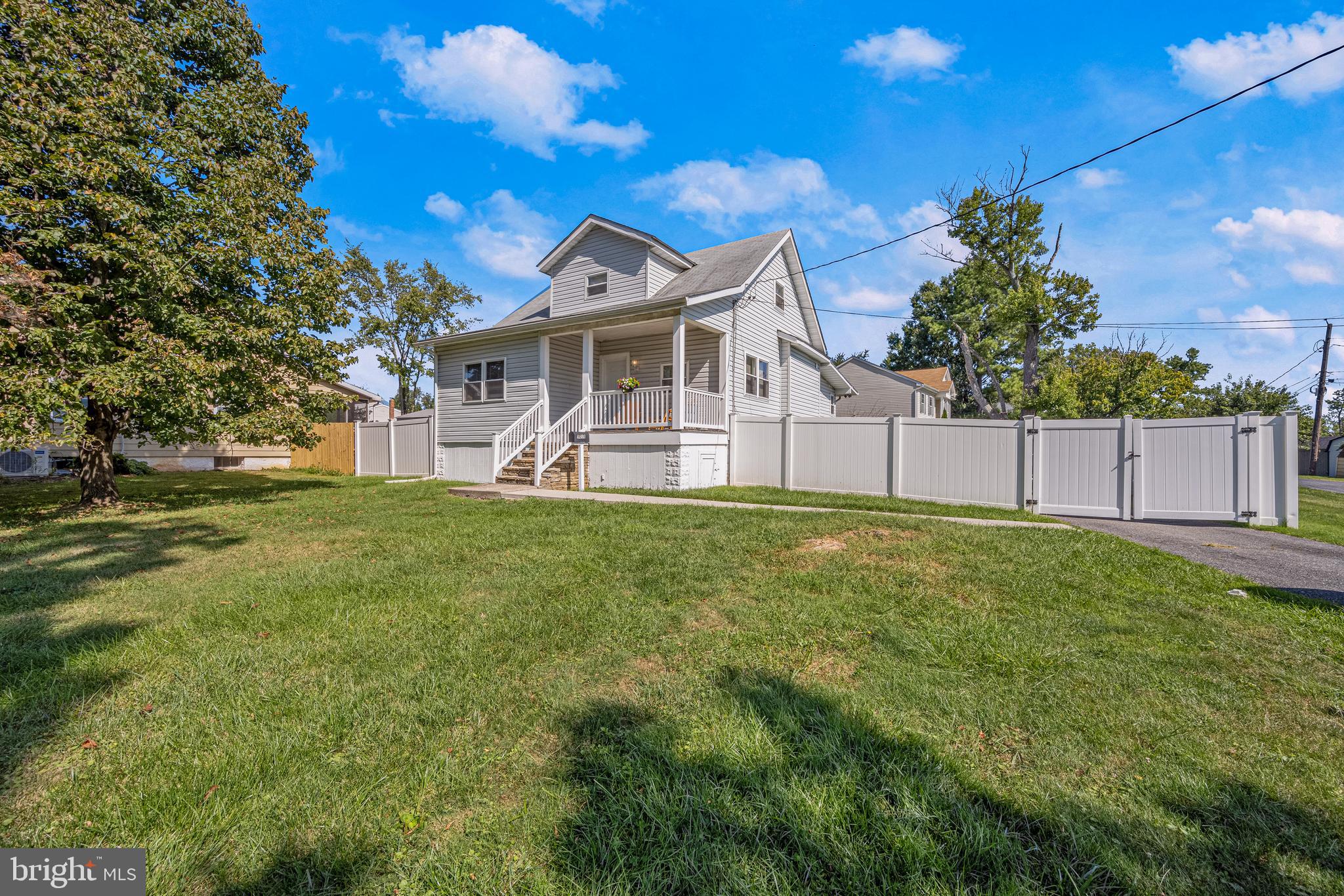 RANDALLSTOWN - Residential