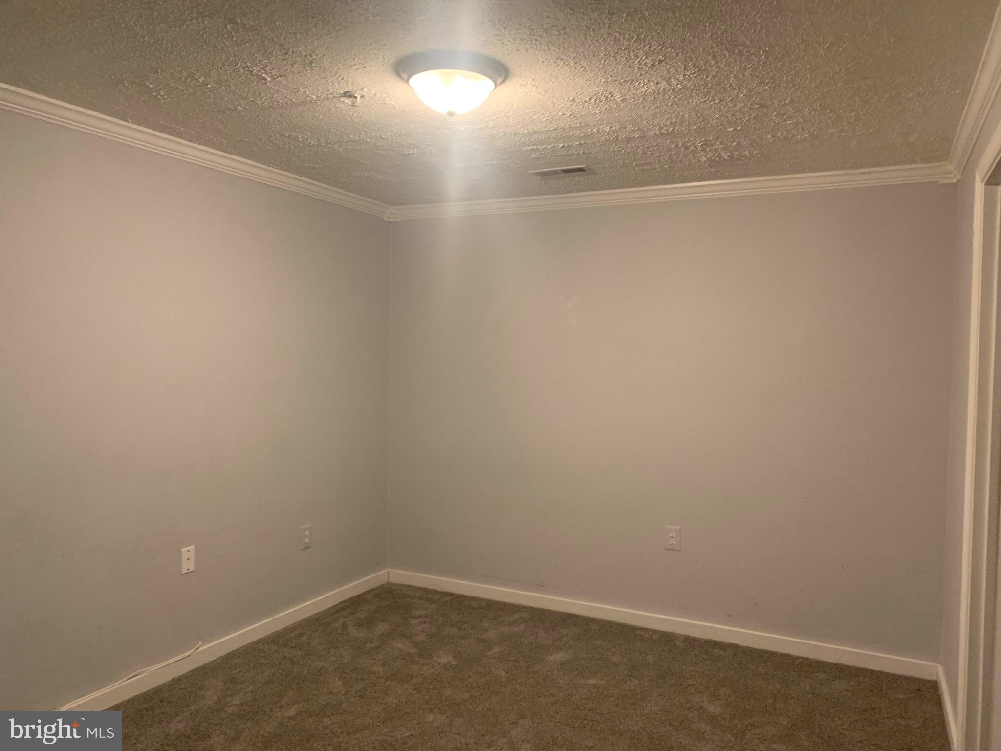 OWINGS MILLS - Residential Lease