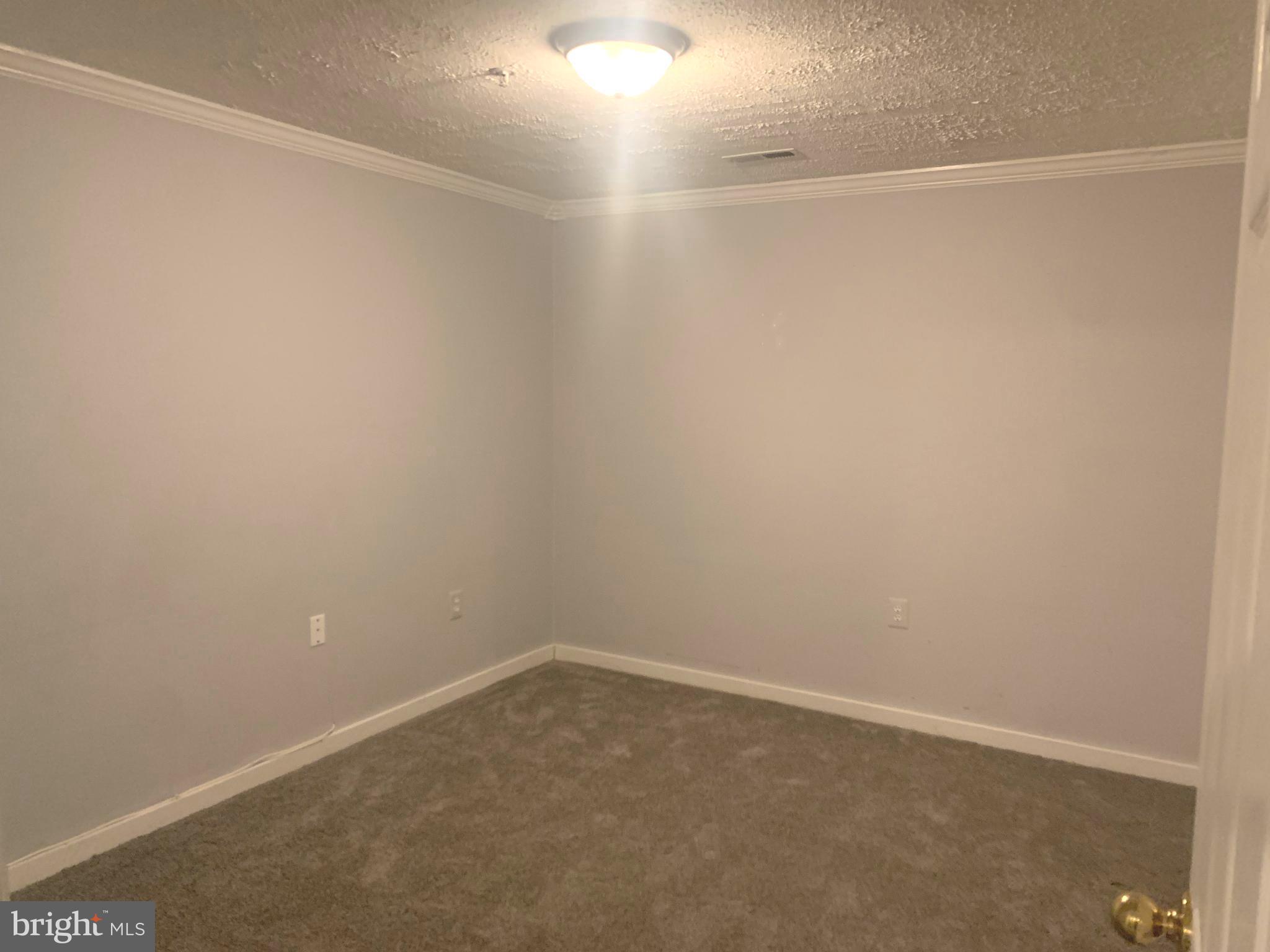 OWINGS MILLS - Residential Lease