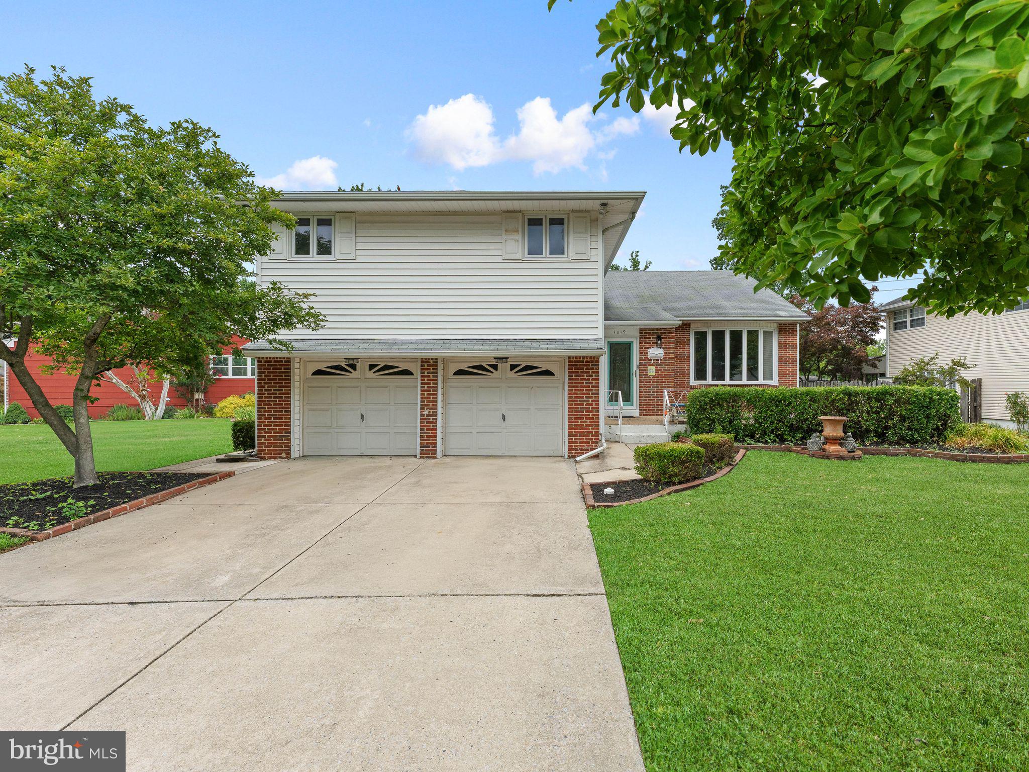 Photo 1 of 32 — 1019 EDGEMOOR ROAD, CHERRY HILL, NJ 08034