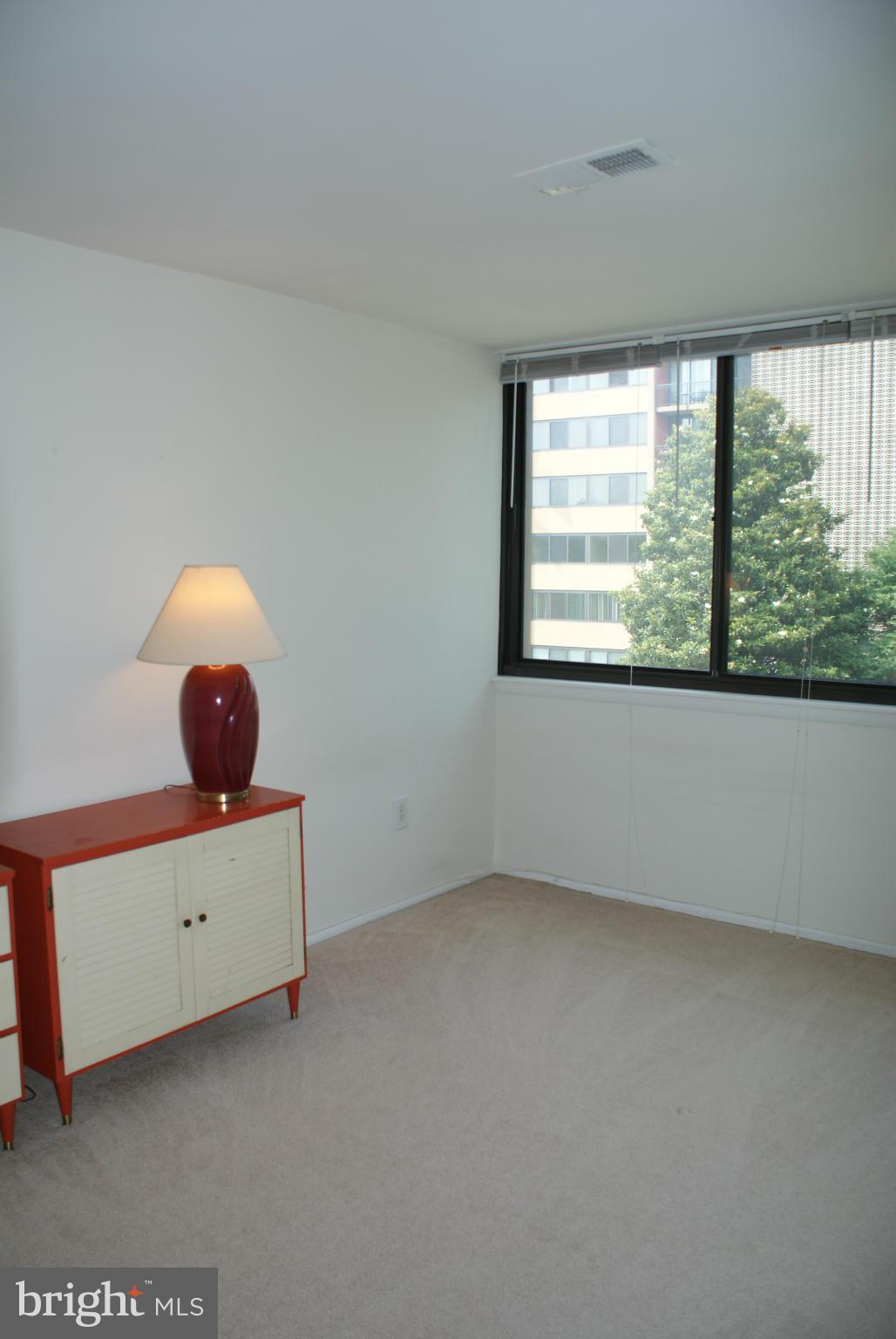 TWENTY-ONE - Residential