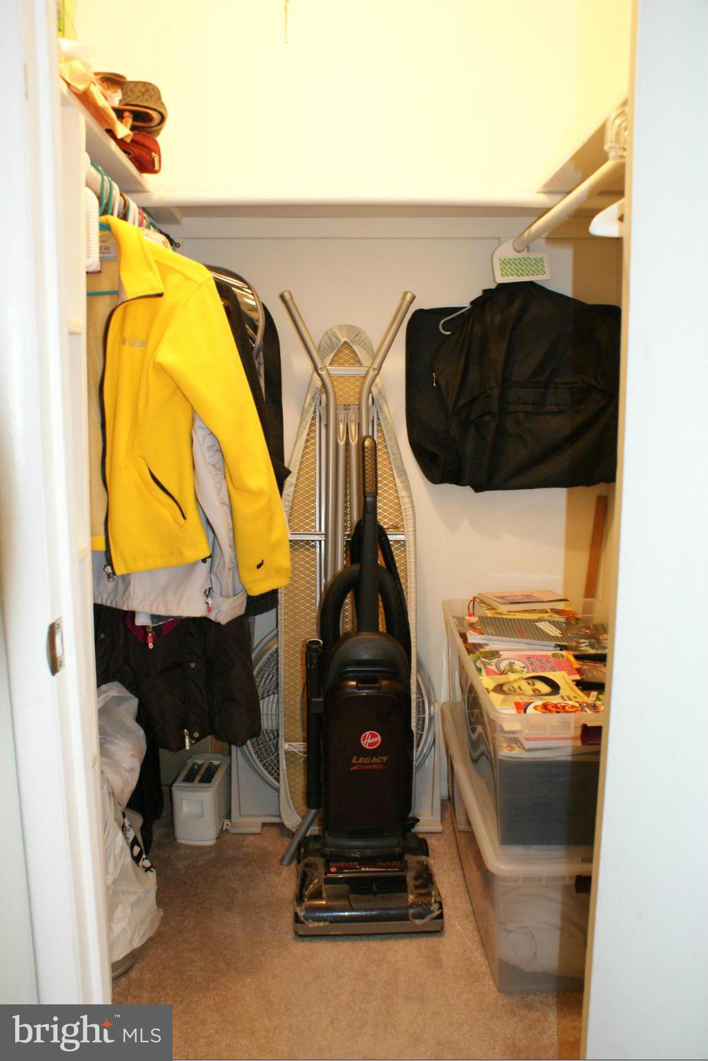 TWENTY-ONE - Residential