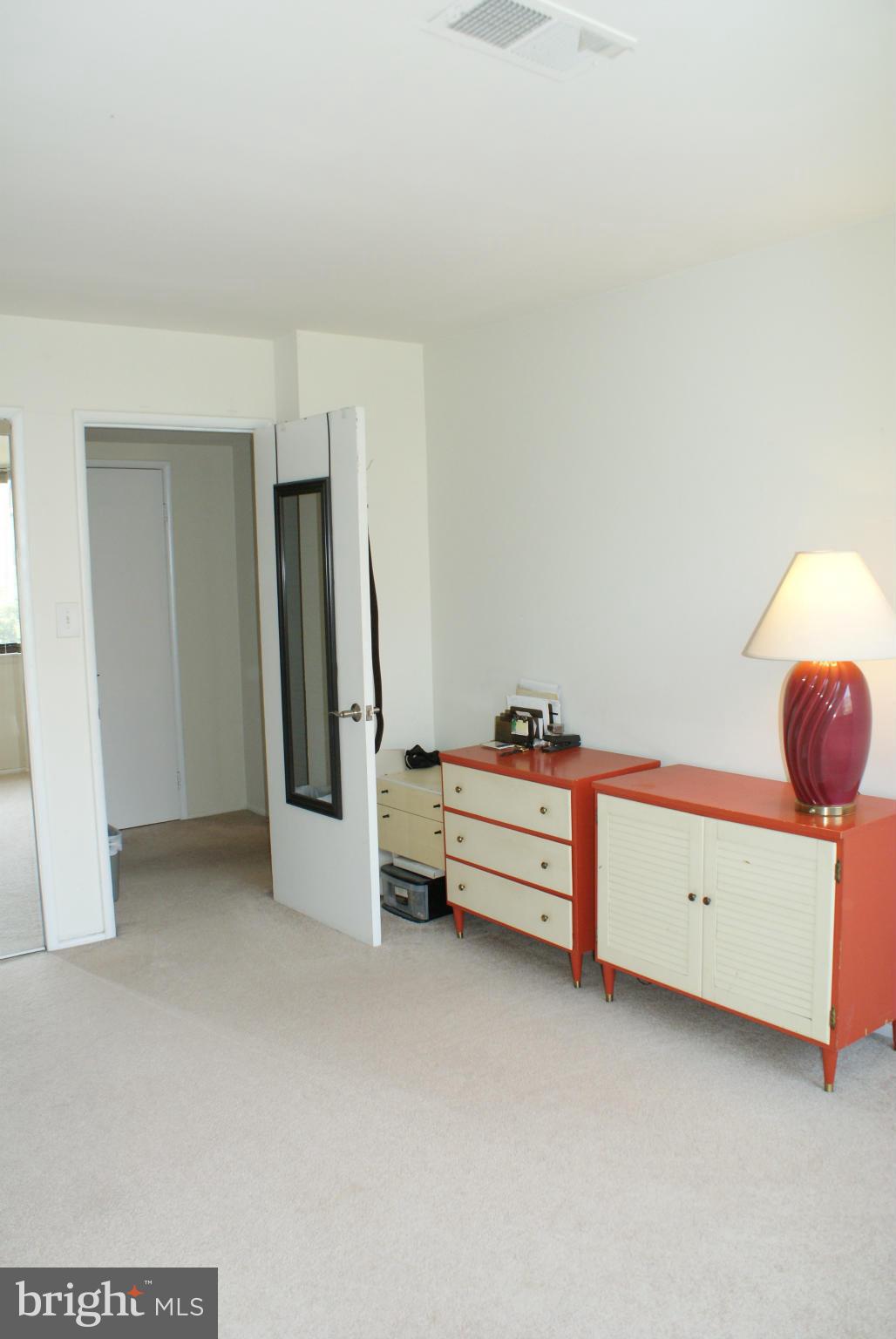 TWENTY-ONE - Residential