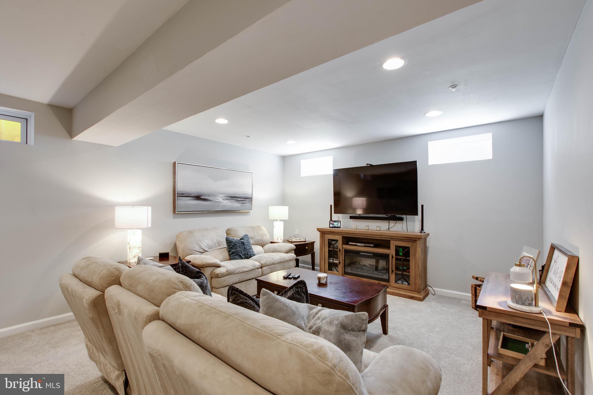 BOYERS RIDGE - Residential