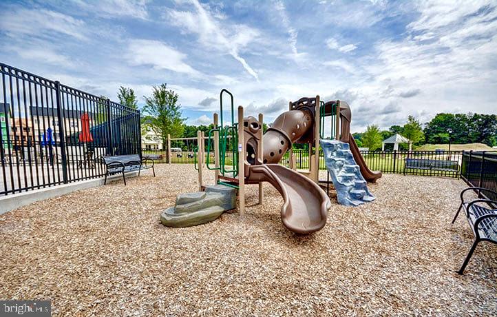 BOYERS RIDGE - Residential