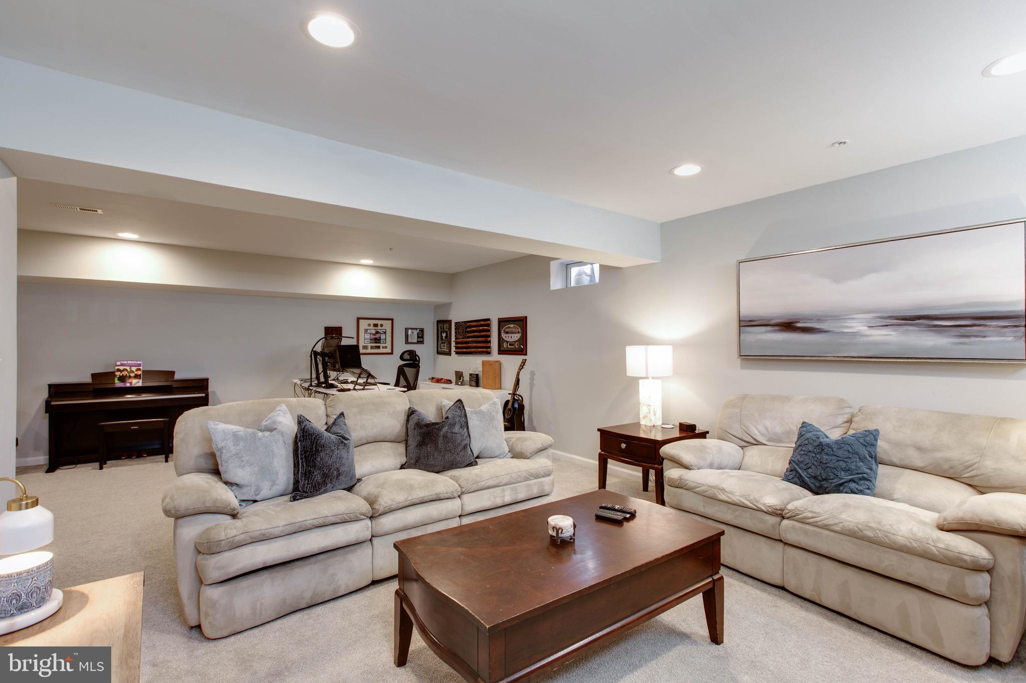 BOYERS RIDGE - Residential