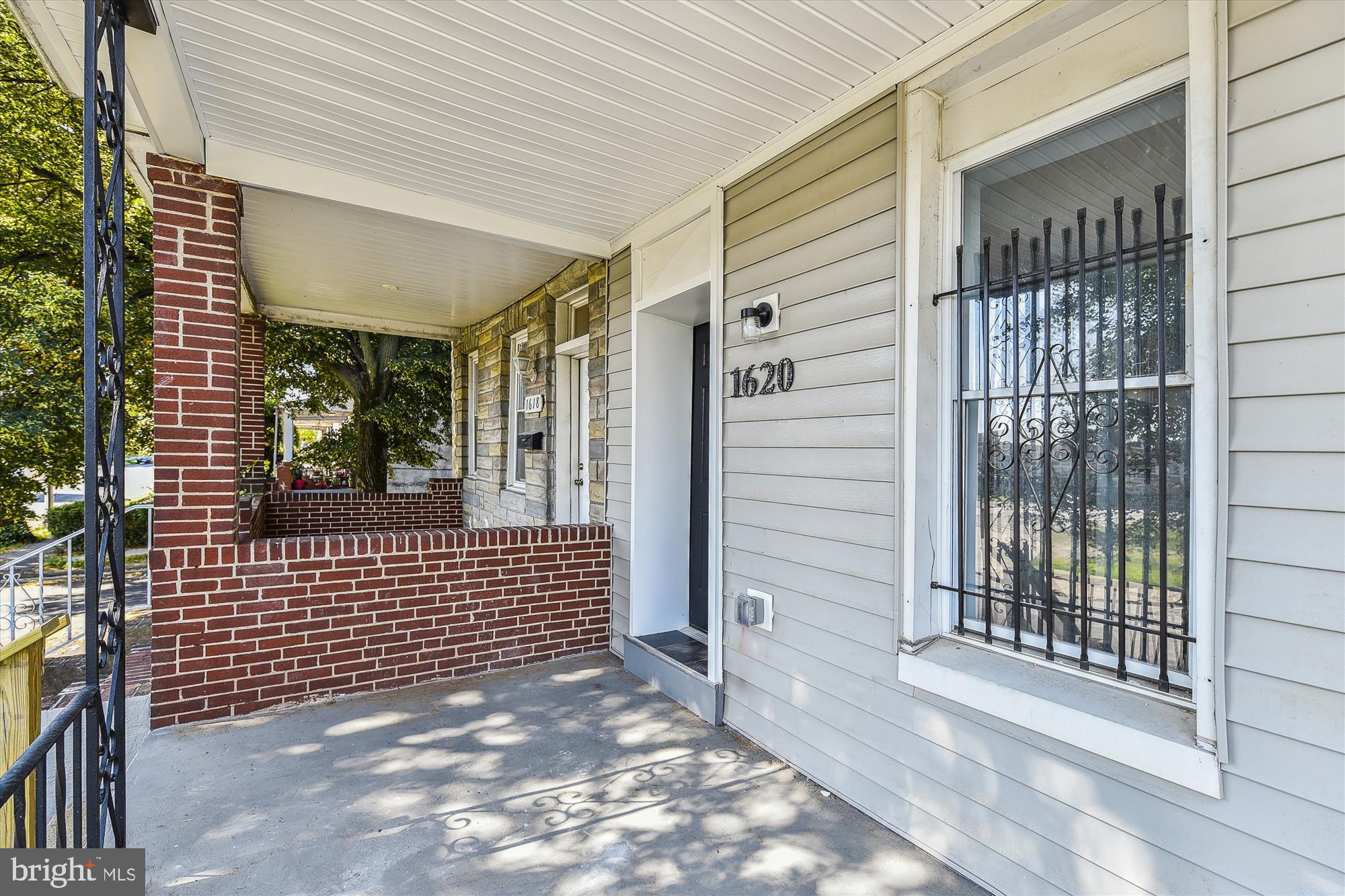 EASTERWOOD PARK - Residential