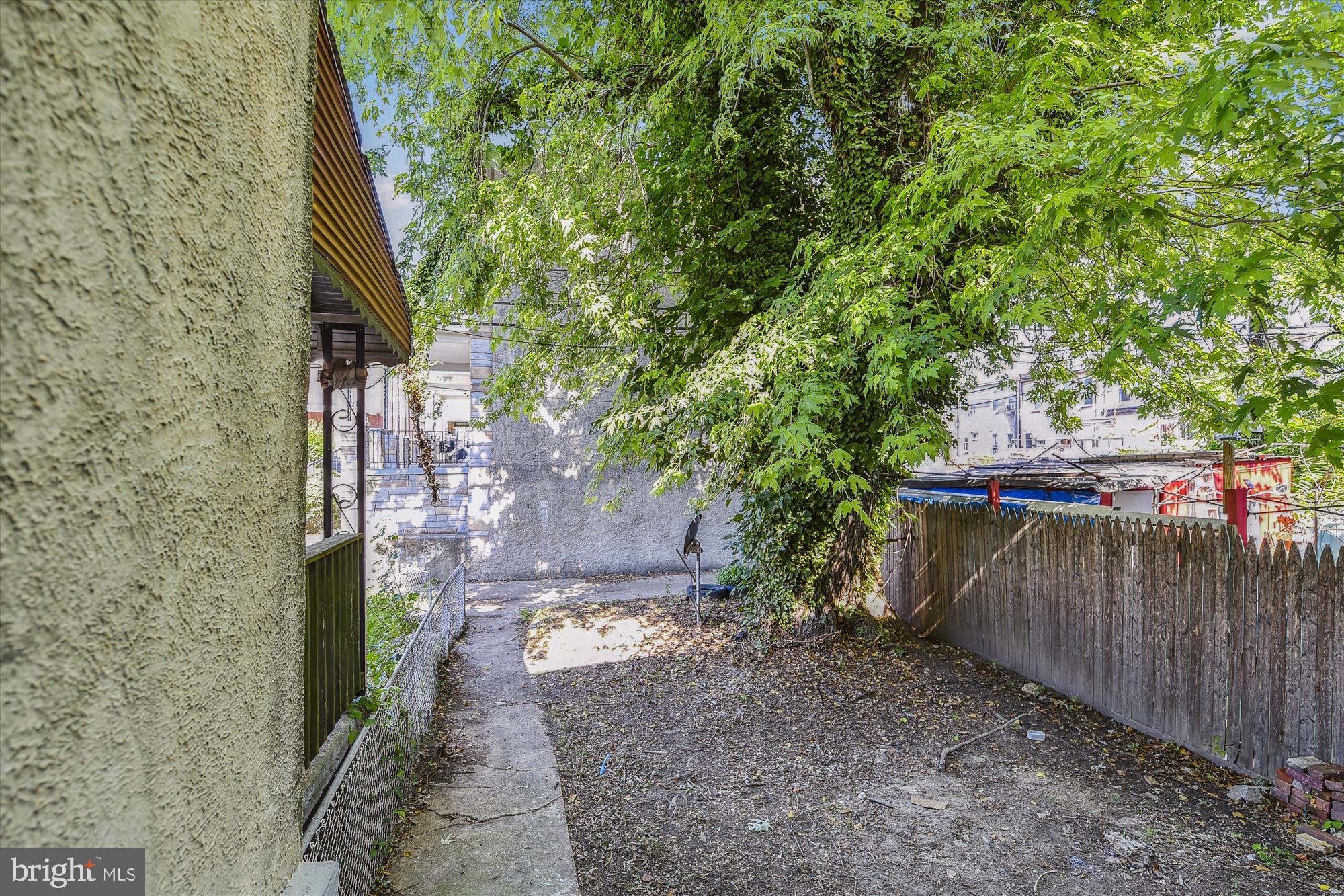 EASTERWOOD PARK - Residential