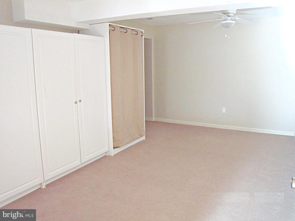 LANGLEY OAKS - Residential Lease