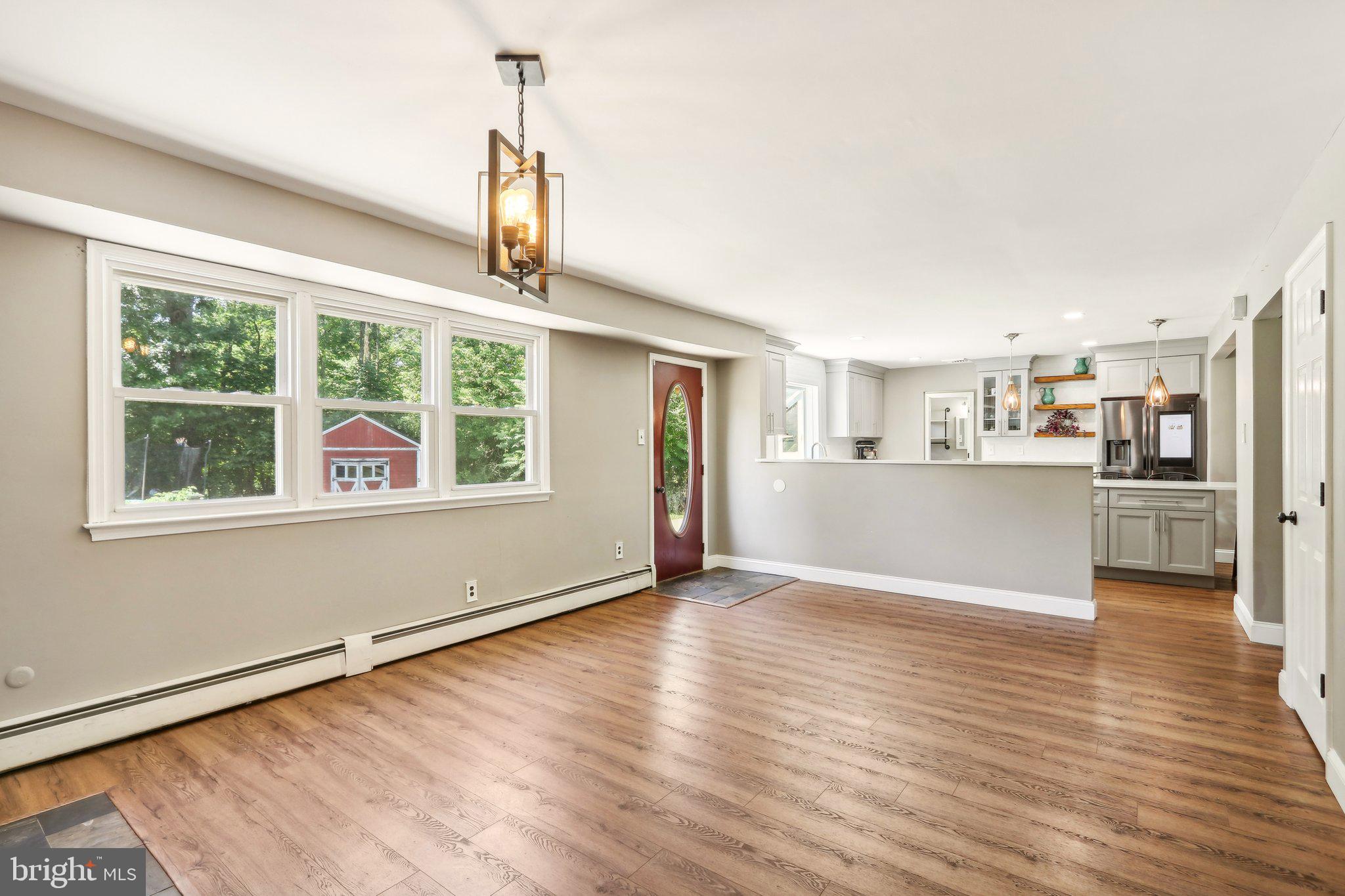 PEBBLE HILL ACRES - Residential