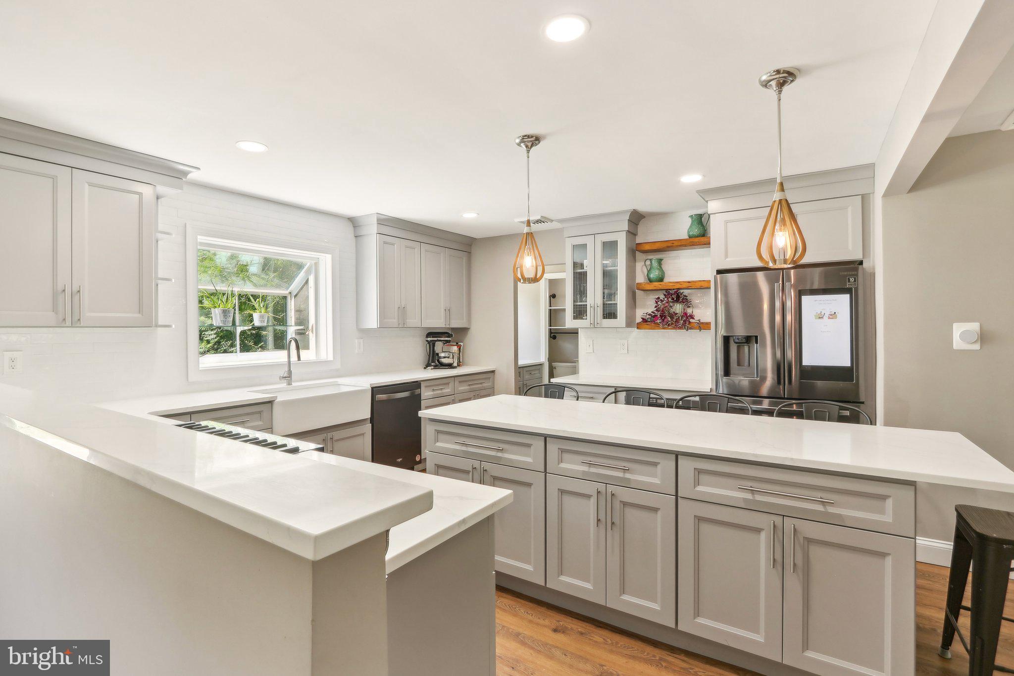 PEBBLE HILL ACRES - Residential