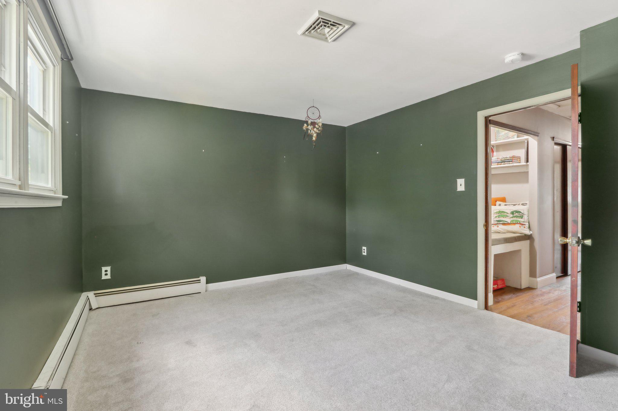 PEBBLE HILL ACRES - Residential