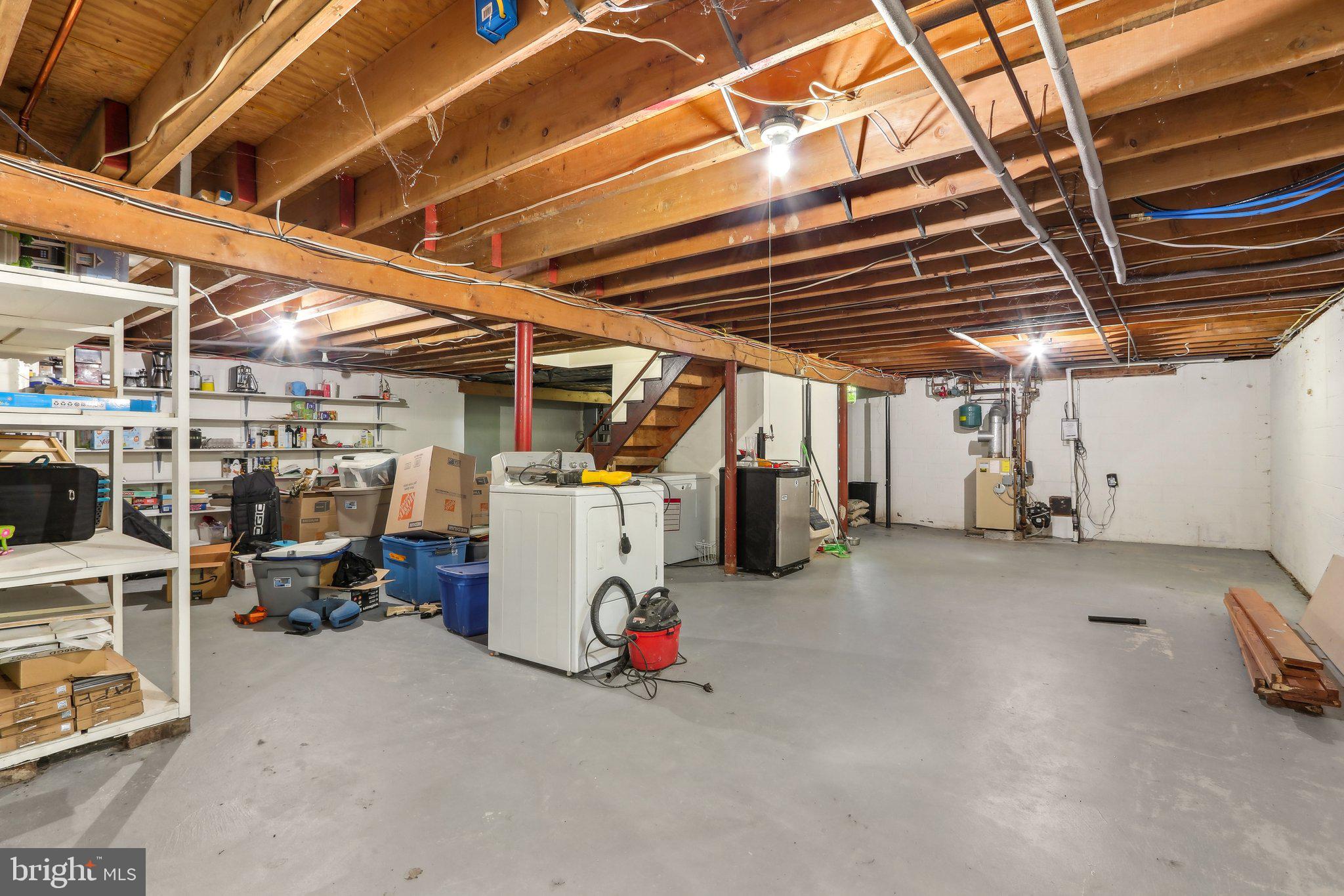 PEBBLE HILL ACRES - Residential