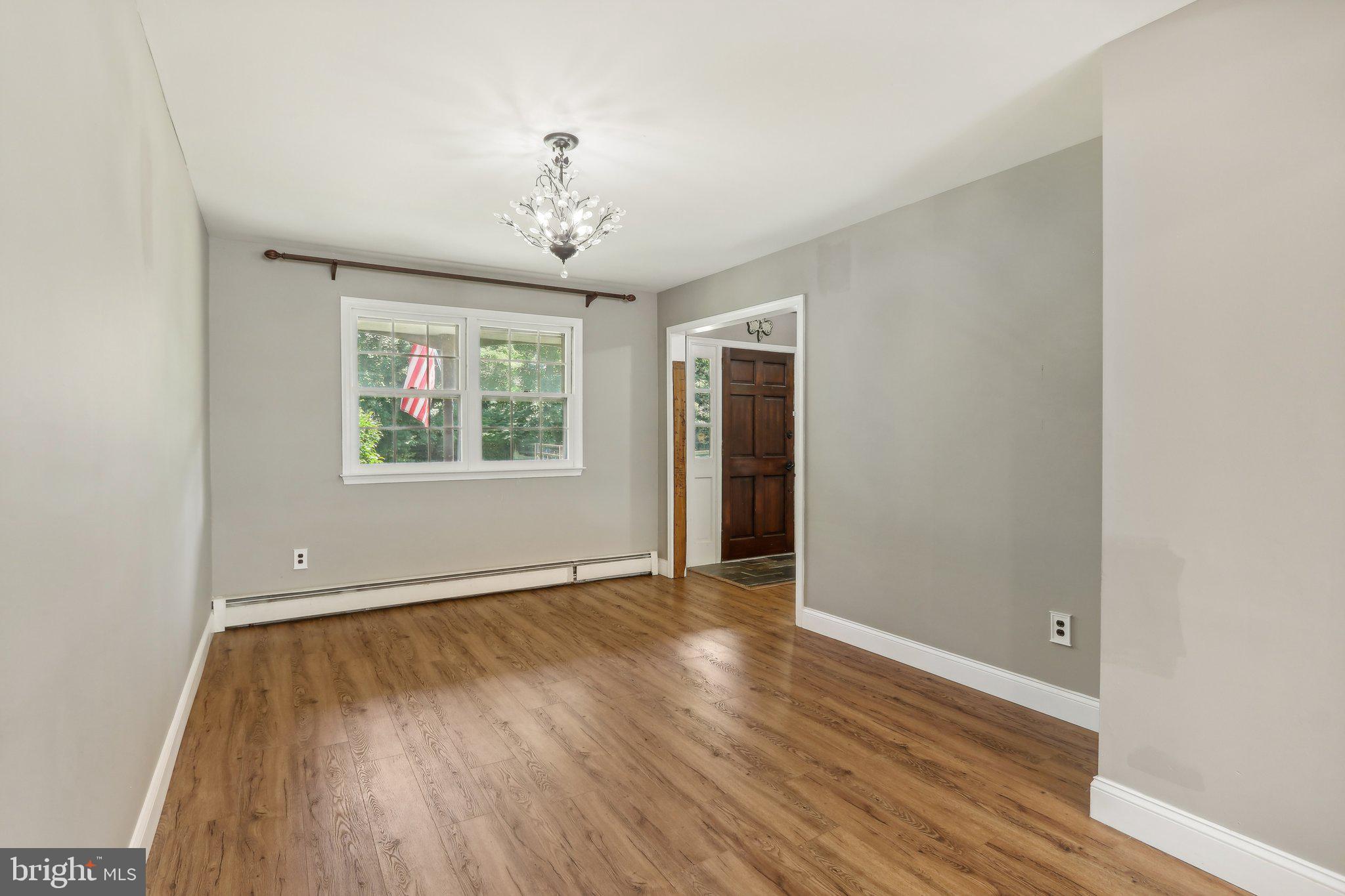 PEBBLE HILL ACRES - Residential