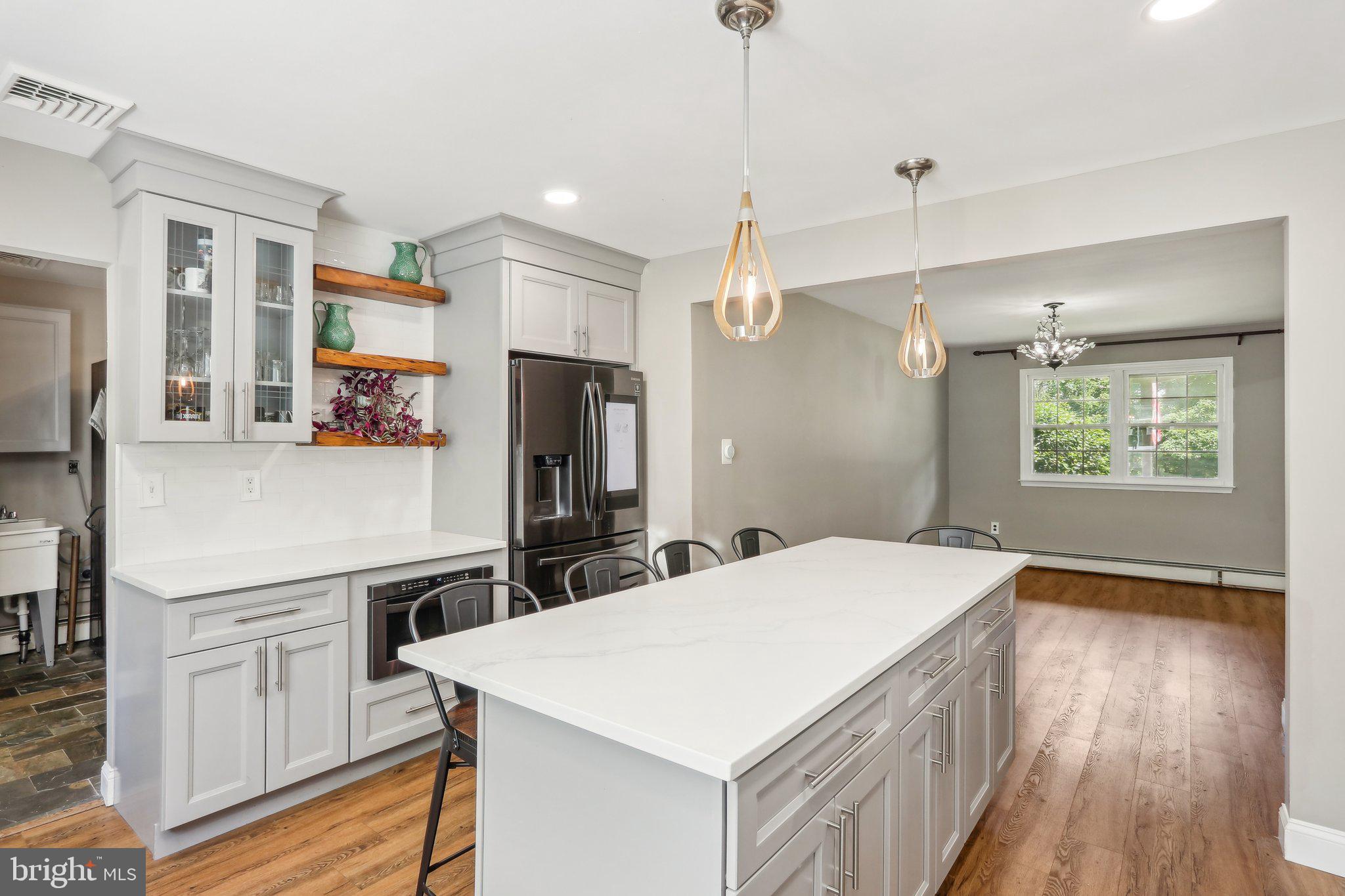 PEBBLE HILL ACRES - Residential