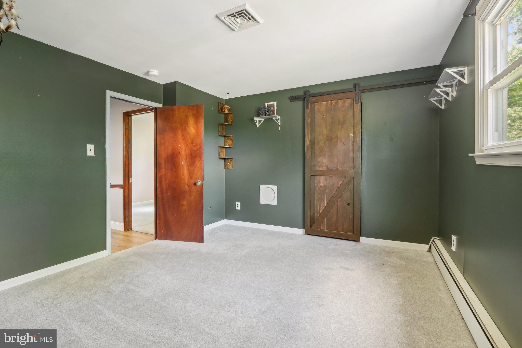 PEBBLE HILL ACRES - Residential