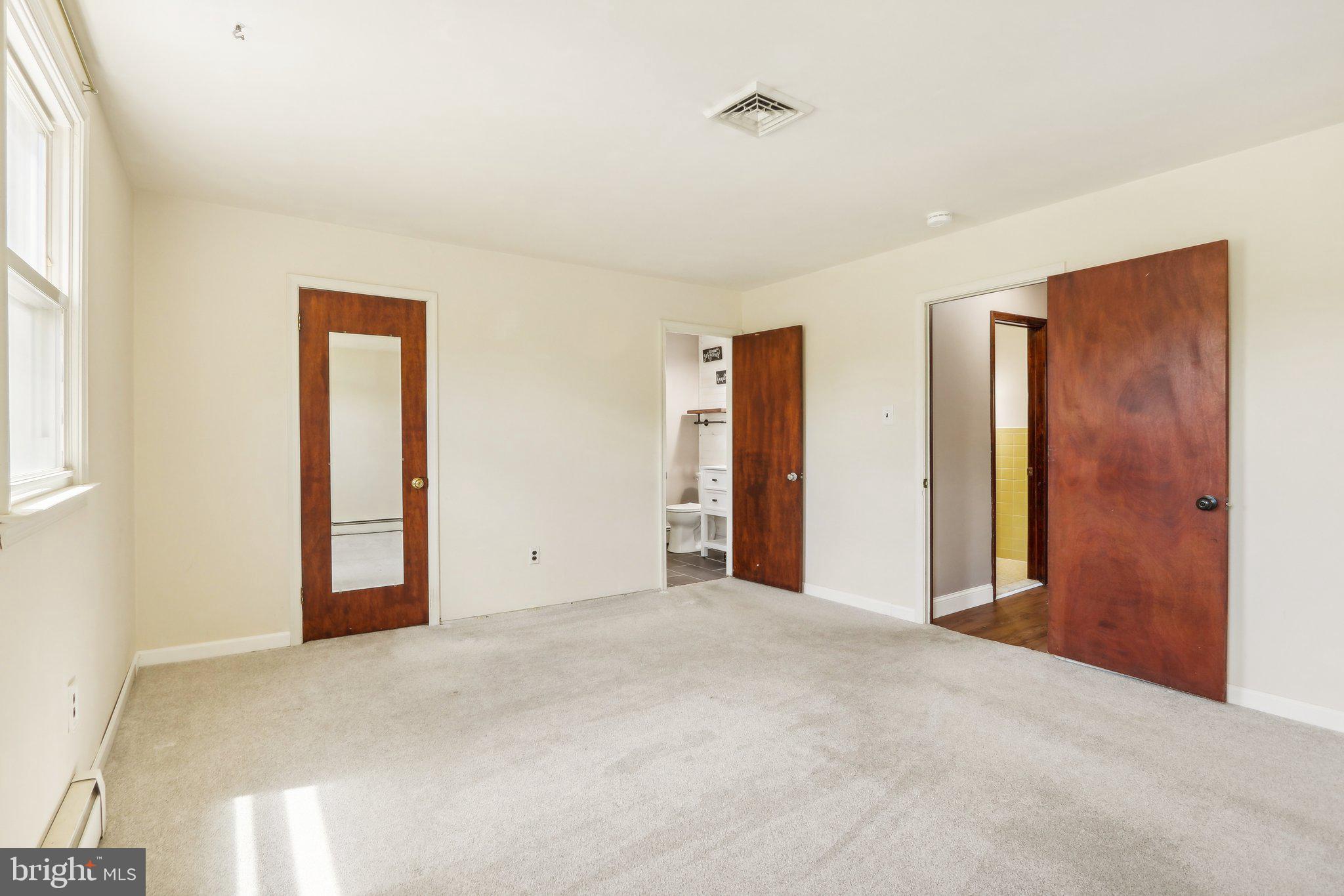 PEBBLE HILL ACRES - Residential