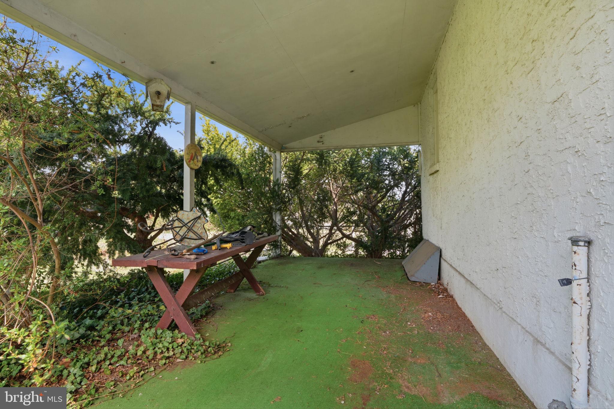 INTERNATIONAL VIL - Residential