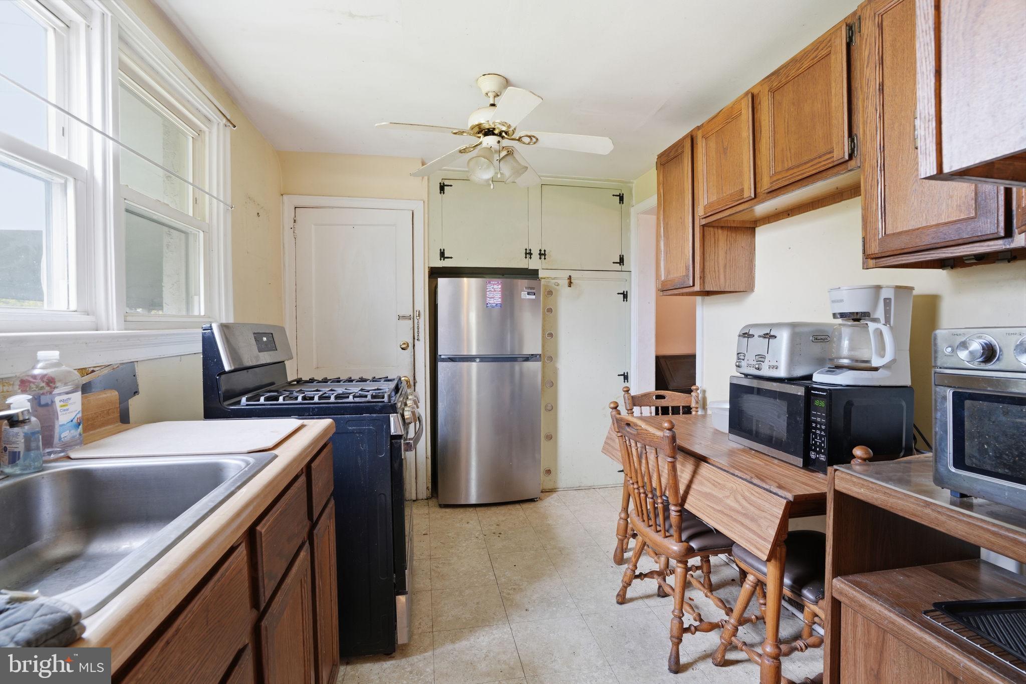 INTERNATIONAL VIL - Residential