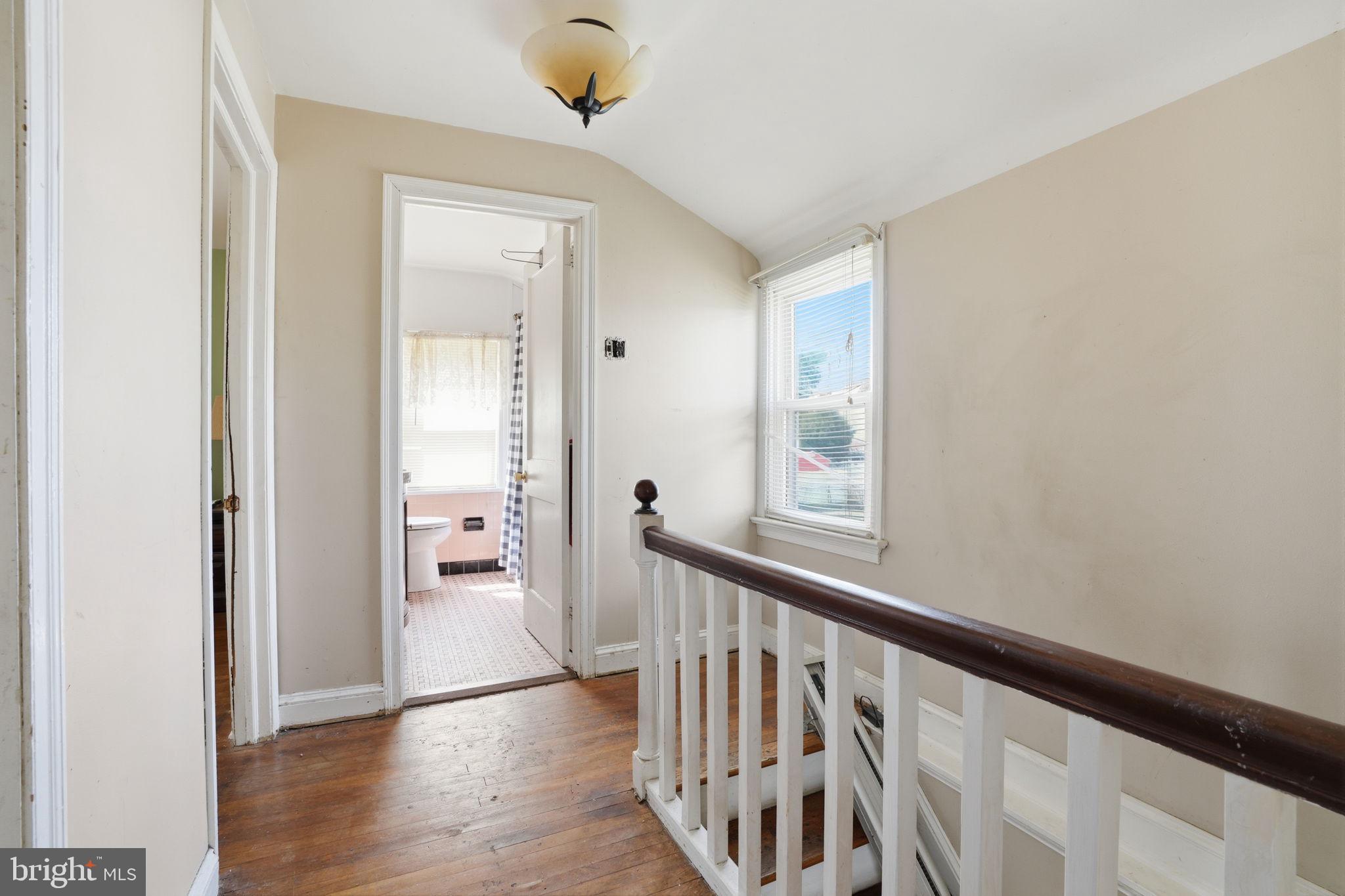 INTERNATIONAL VIL - Residential