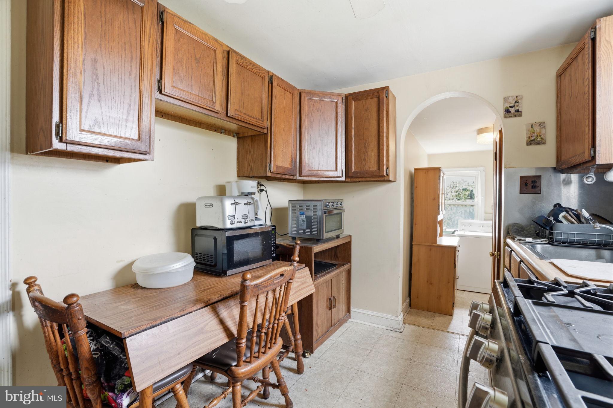 INTERNATIONAL VIL - Residential